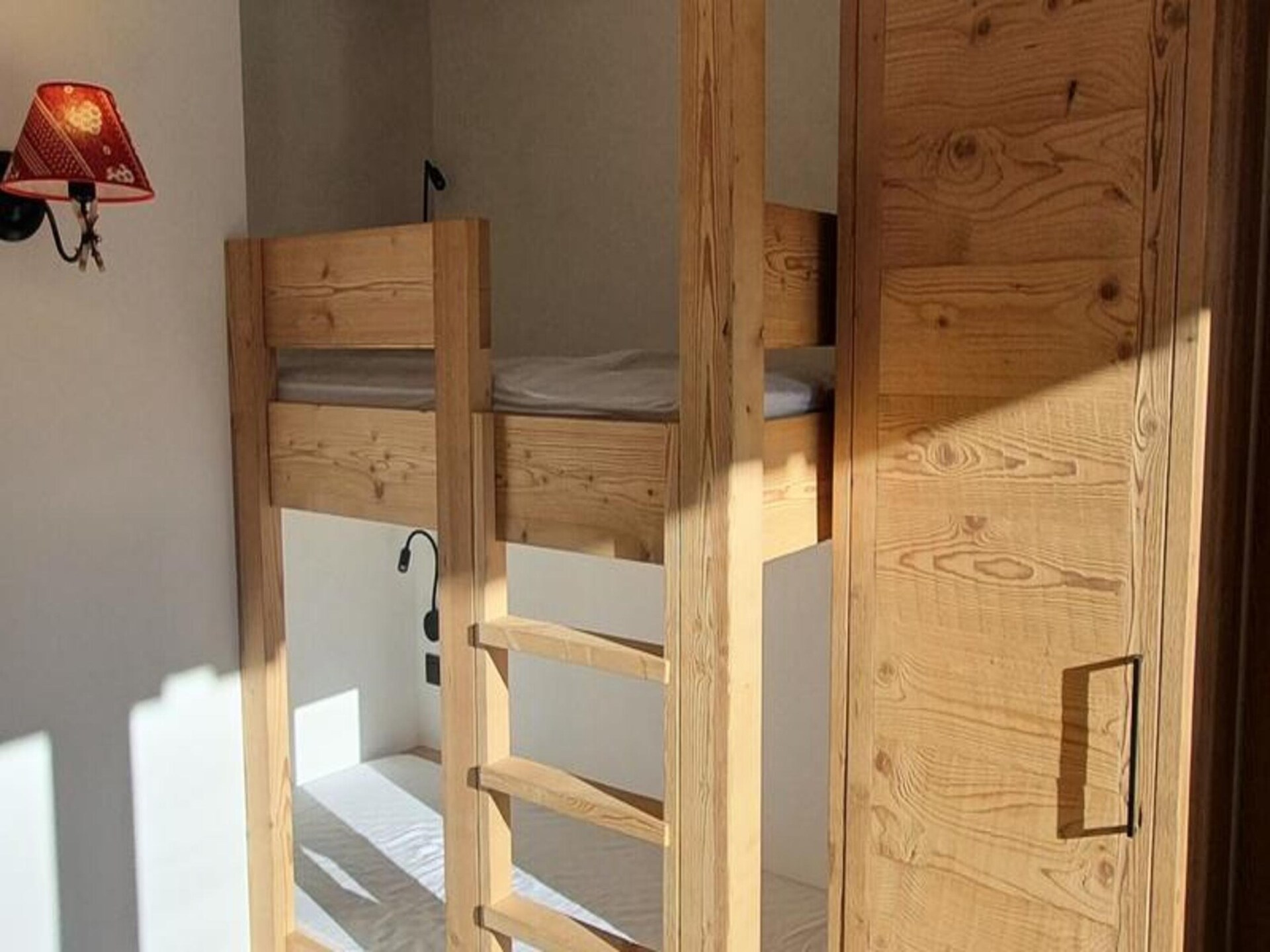 Ruim appartement op de begane grond met uitzicht op de Mont Blanc bij Combloux - foto 15