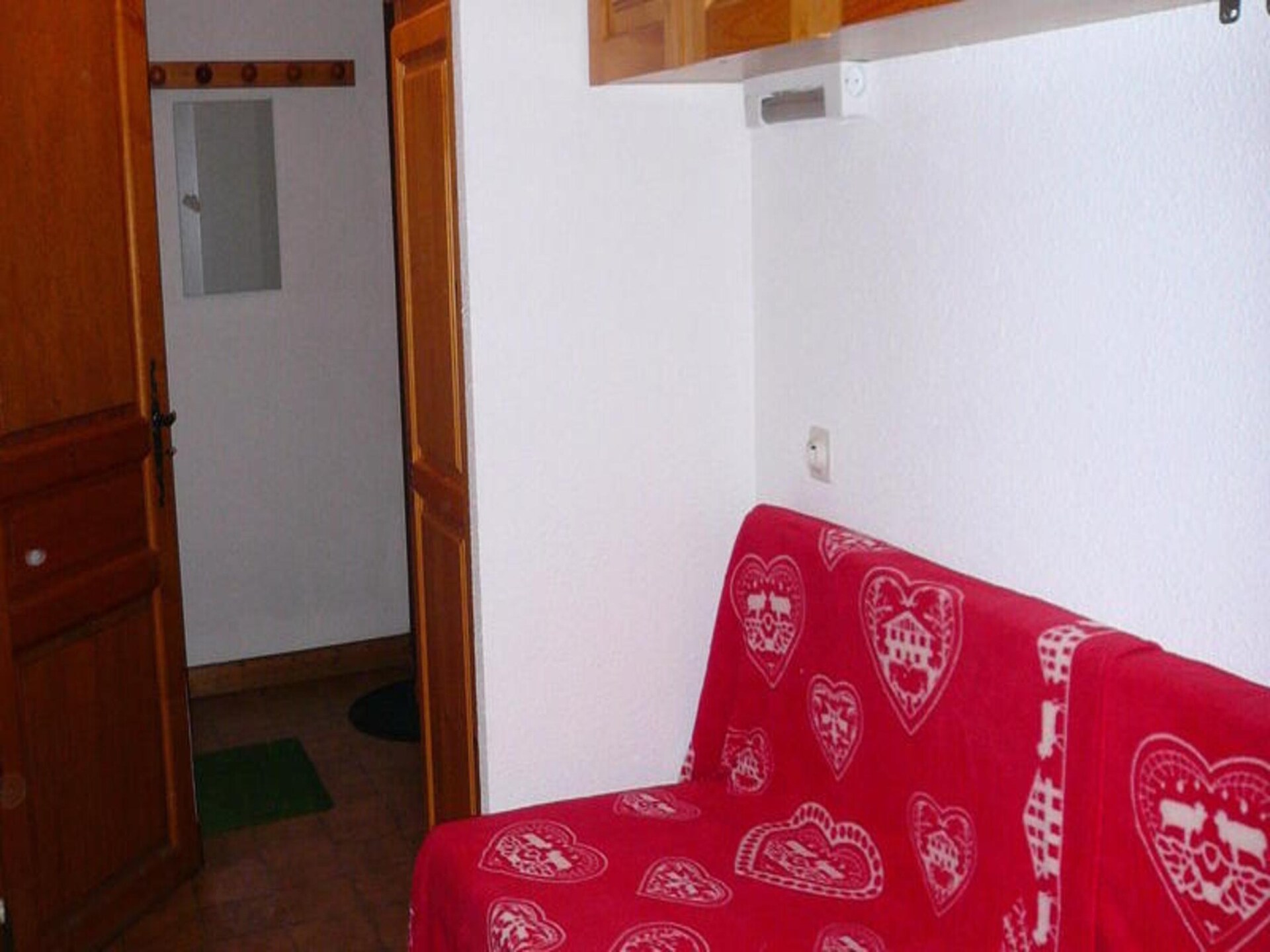 Compact appartement op de begane grond in Combloux, vlakbij centrum en pistes - foto 15
