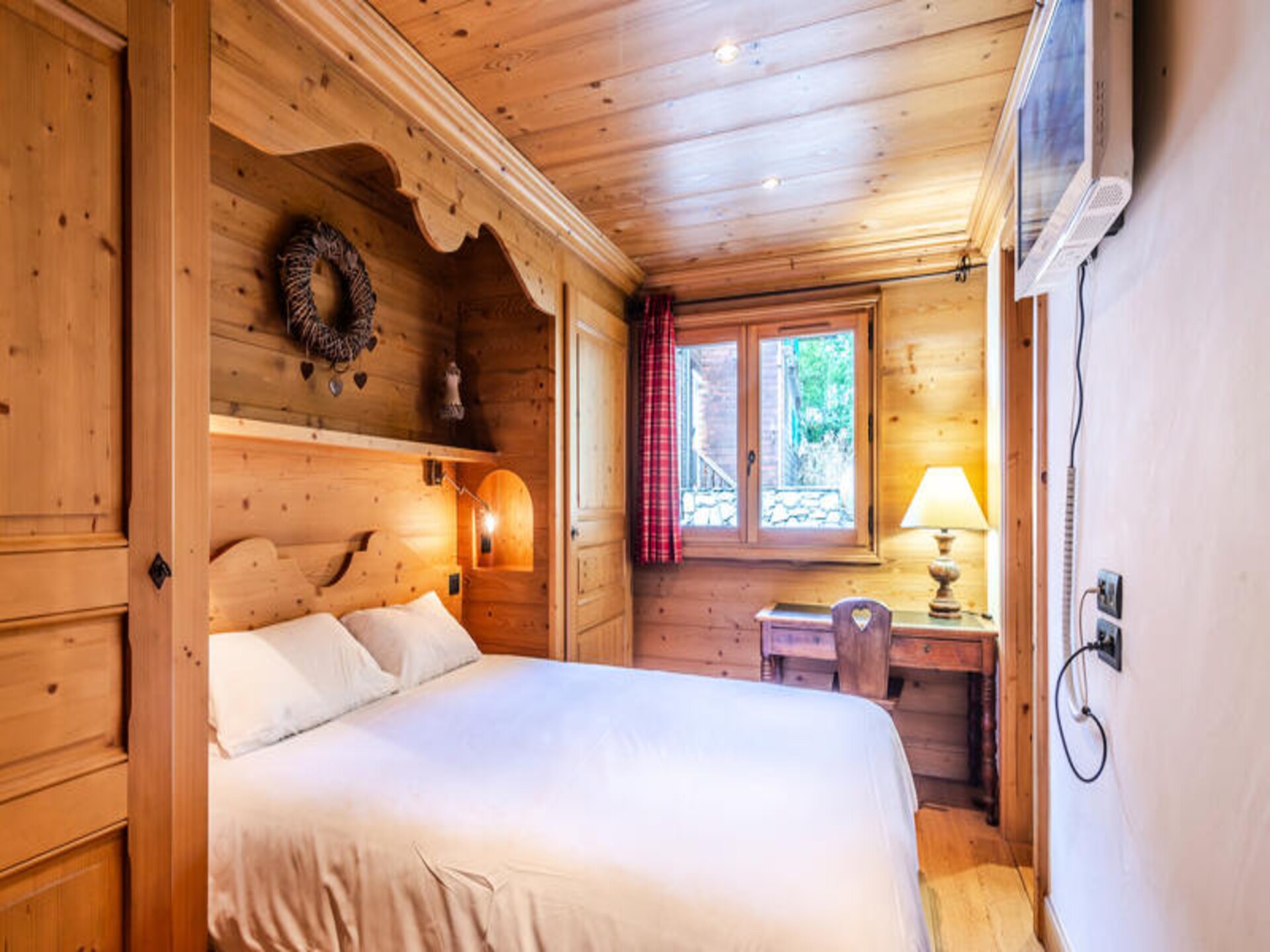 Chalet As De Coeur: Luxe 5-slaapkamerchalet met lift vlakbij de piste in Morzine - foto 15