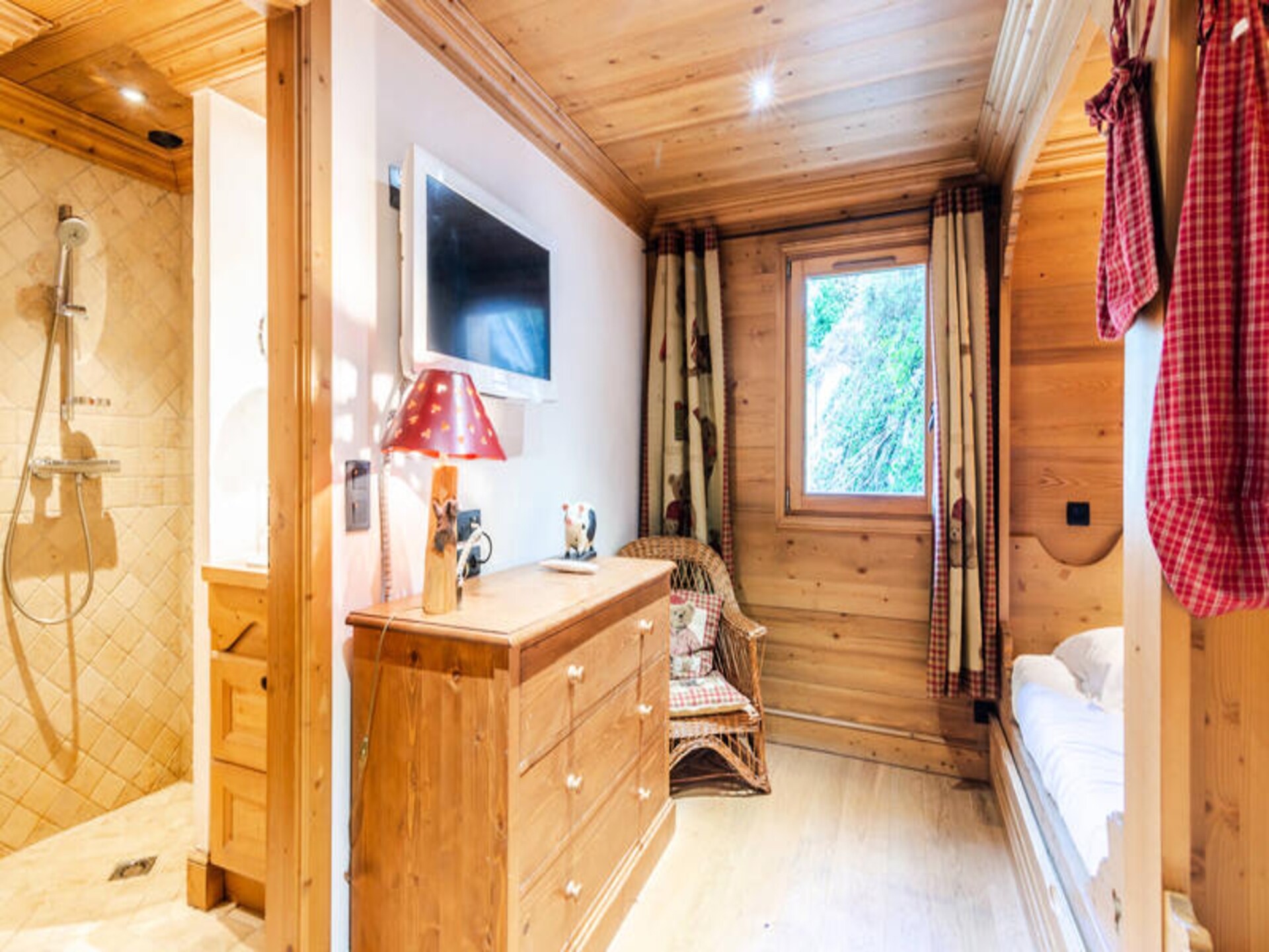 Chalet As De Coeur: Luxe 5-slaapkamerchalet met lift vlakbij de piste in Morzine - foto 20