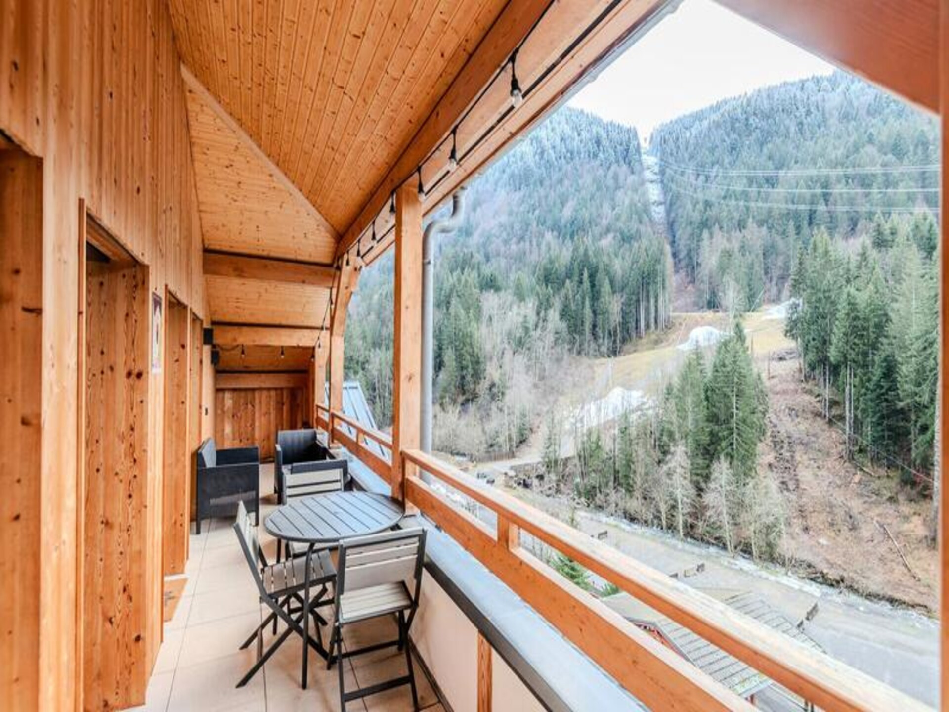 Penthouse aan de voet van de Nyon-lift in Morzine voor 8 personen - foto 16
