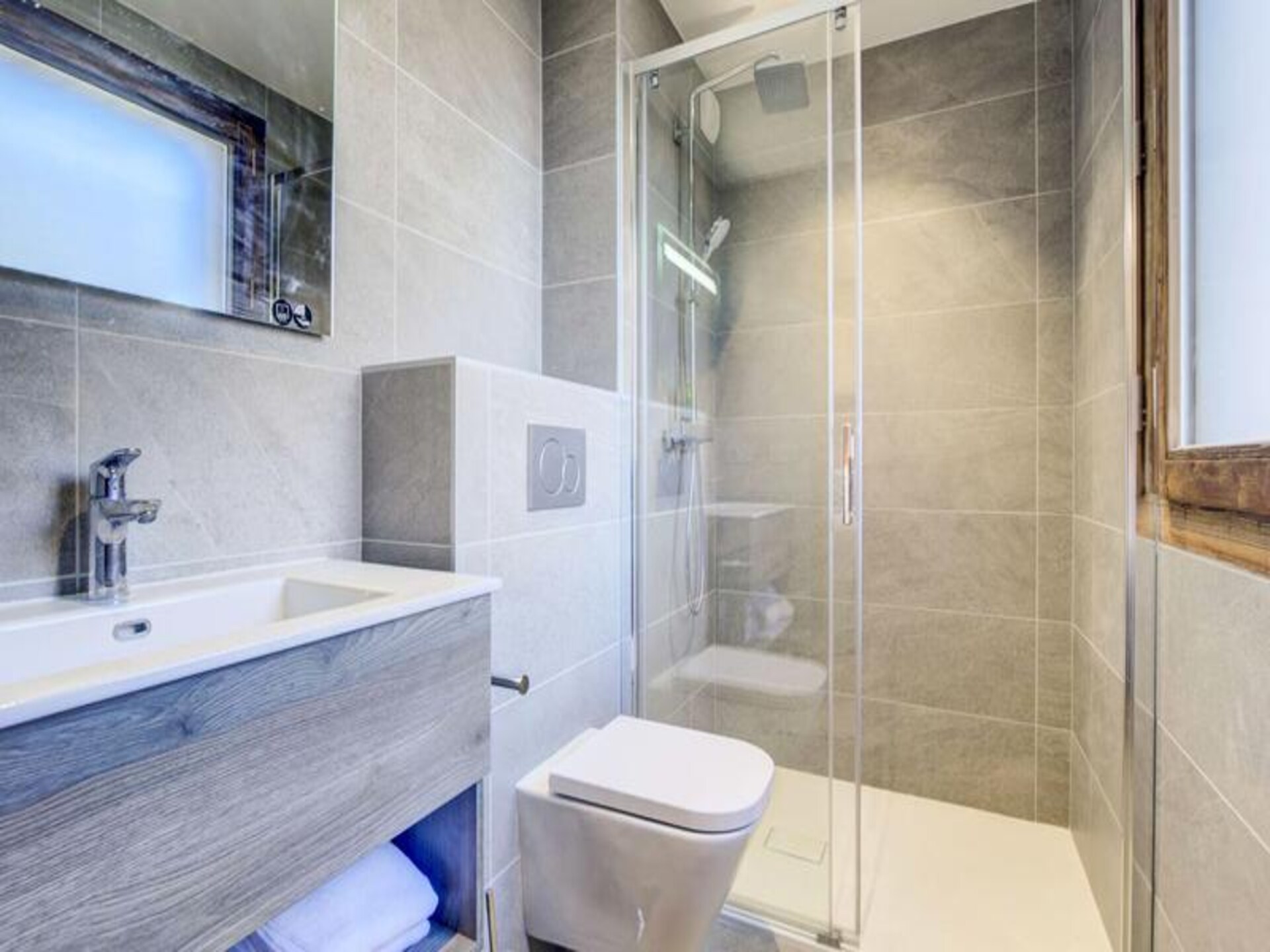 Ruim 8-persoons appartement vlakbij de Super-Morzine gondel in Morzine - foto 9