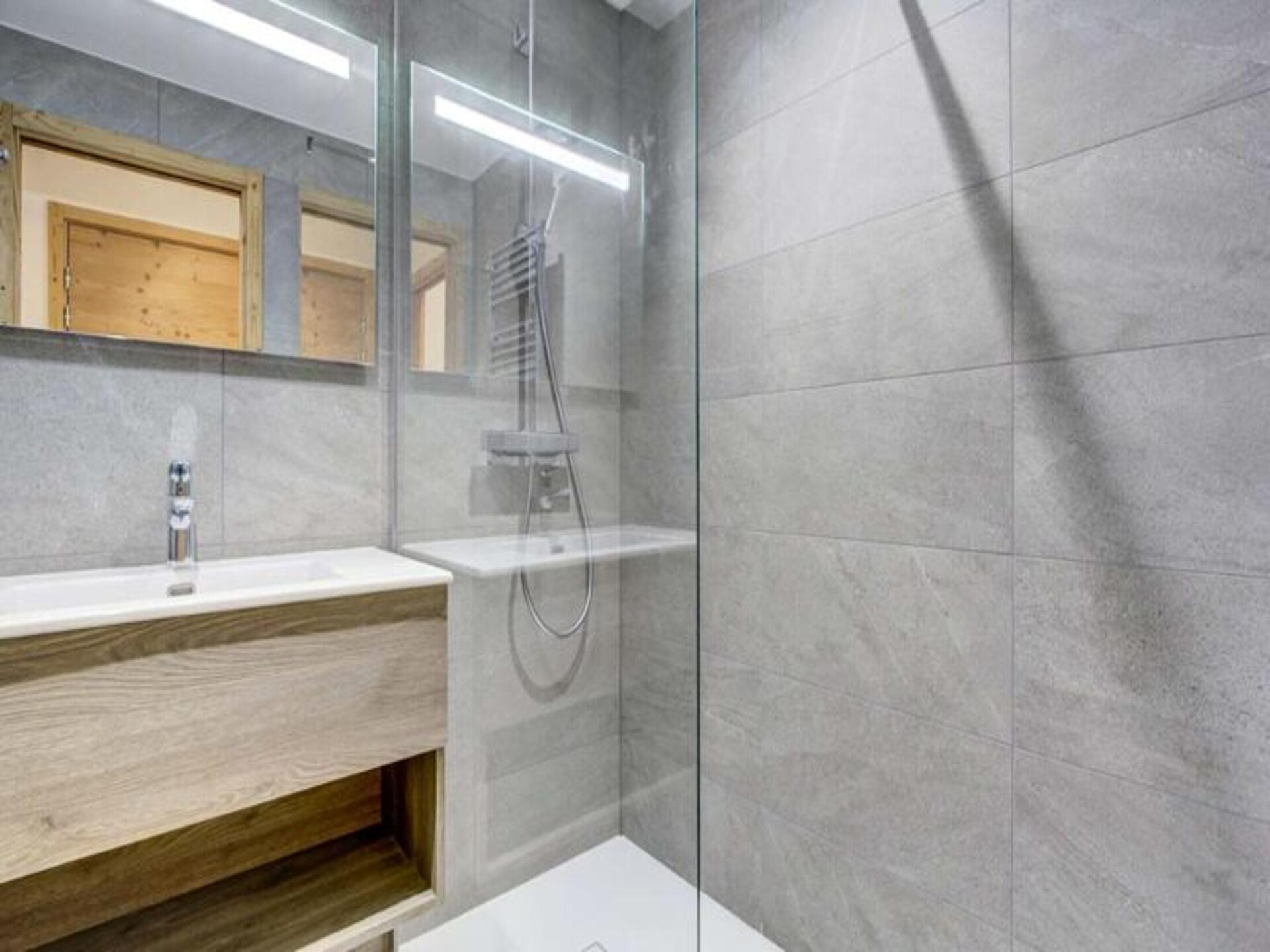 Luxe appartement op de begane grond, 150m van de Super Morzine gondel - foto 20