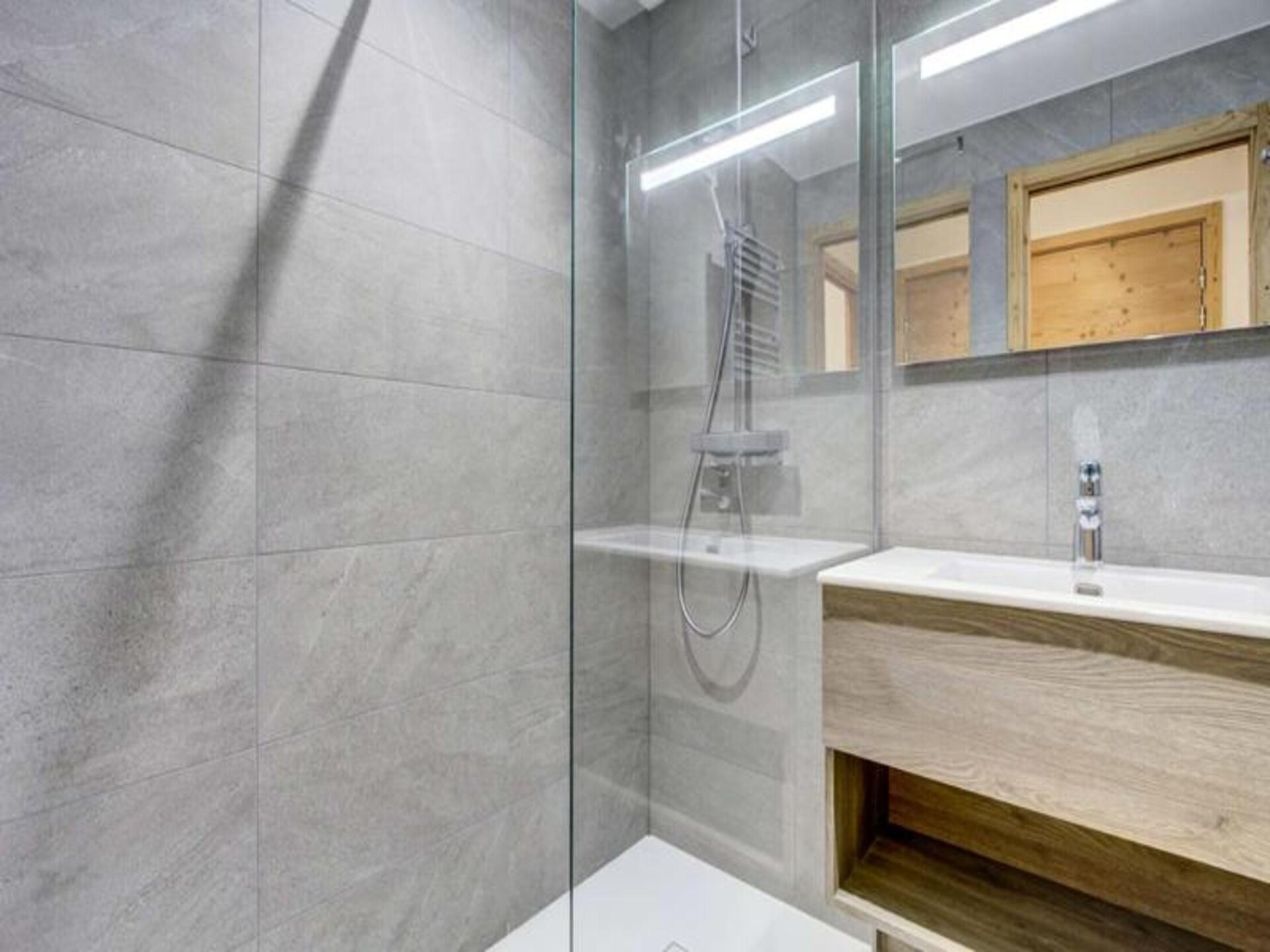 Luxe appartement op de begane grond, 150m van de Super Morzine gondel - foto 8