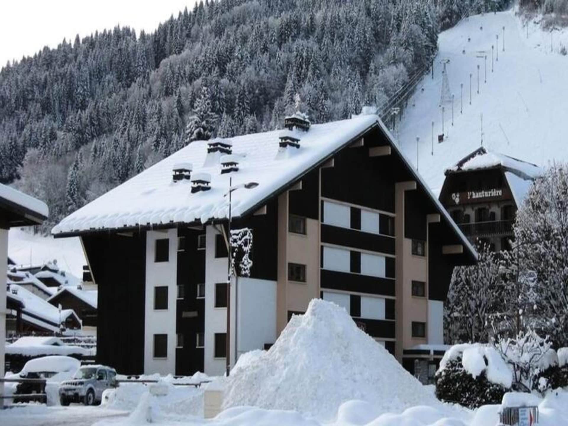 Gerenoveerd appartement in het centrum van Morzine, op 200 m van de skilift - foto 1