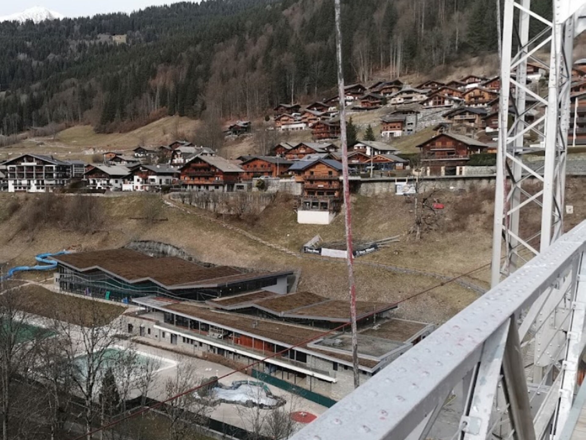 Gerenoveerd appartement in het centrum van Morzine, op 200 m van de skilift - foto 29