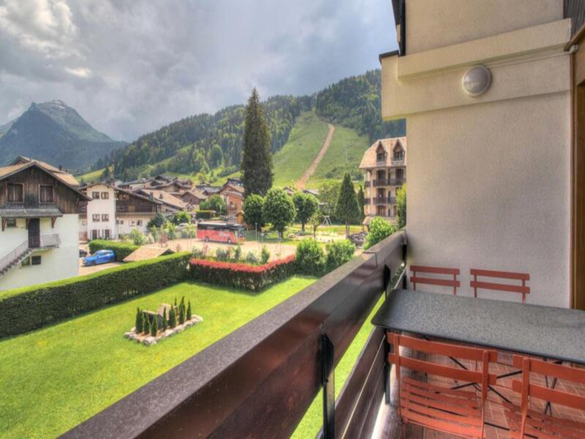 Gerenoveerd 6-persoons appartement op 200m van de skilift in Morzine - foto 17