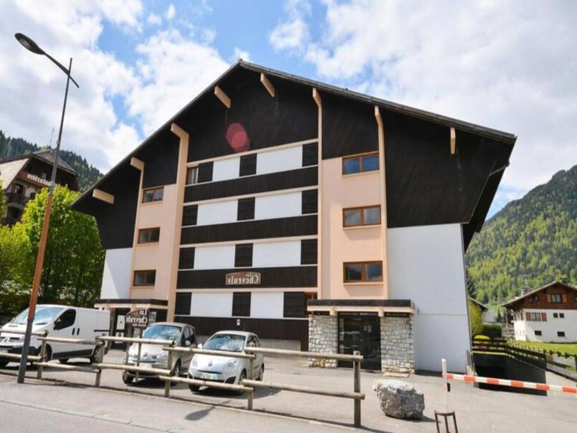 Gerenoveerd 6-persoons appartement op 200m van de skilift in Morzine - foto 3