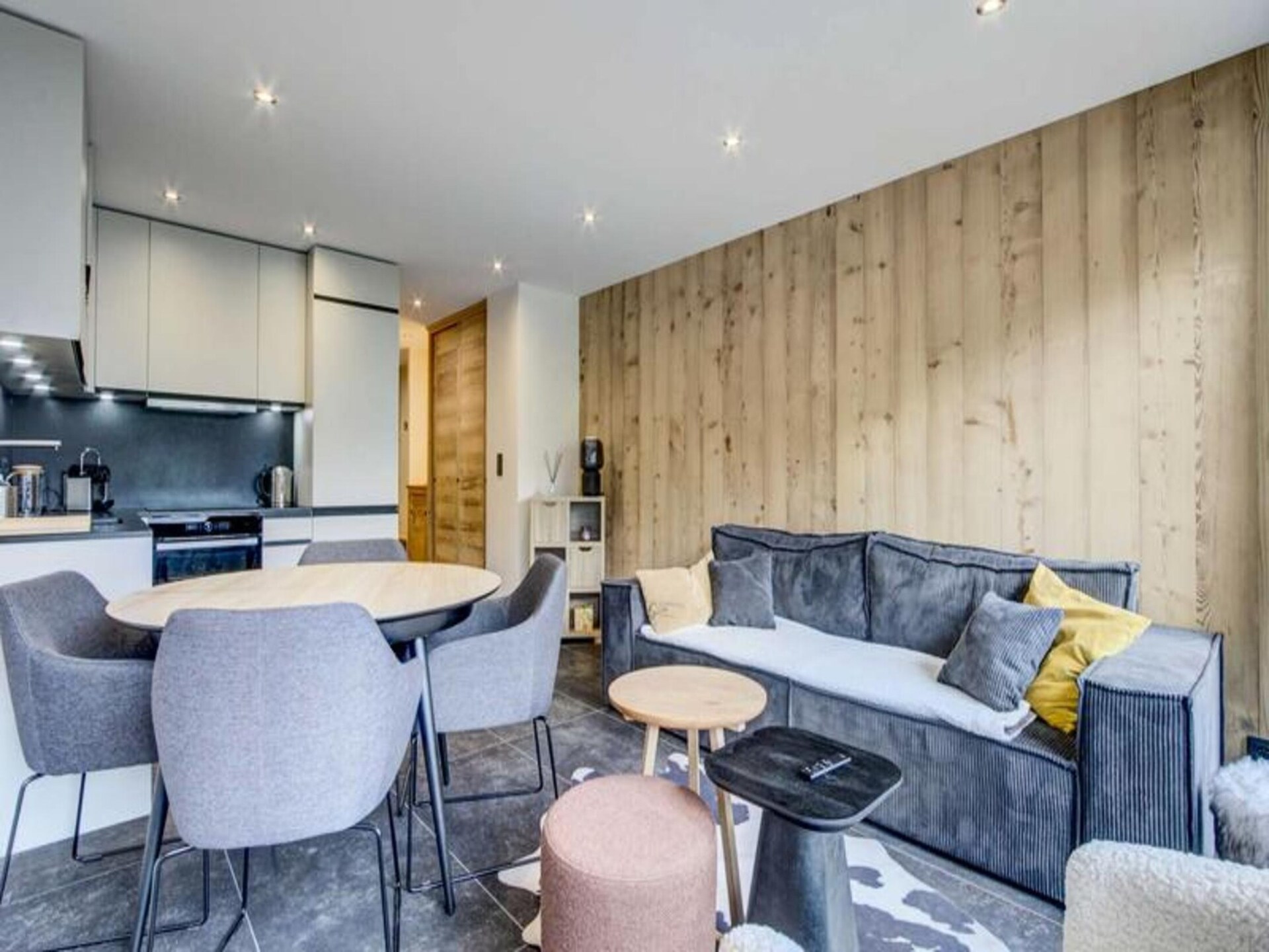 Gerenoveerd 6-persoons appartement op 200m van de skilift in Morzine - foto 11