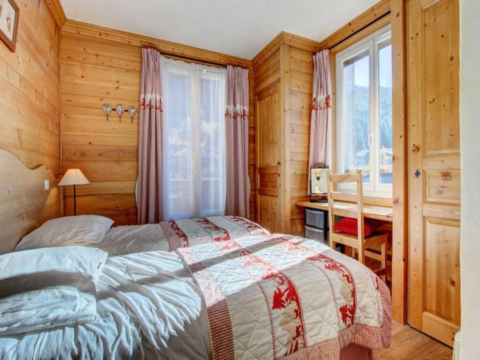 Comfortabel 6-persoons appartement in Morzine, vlakbij centrum en skibus - foto 24