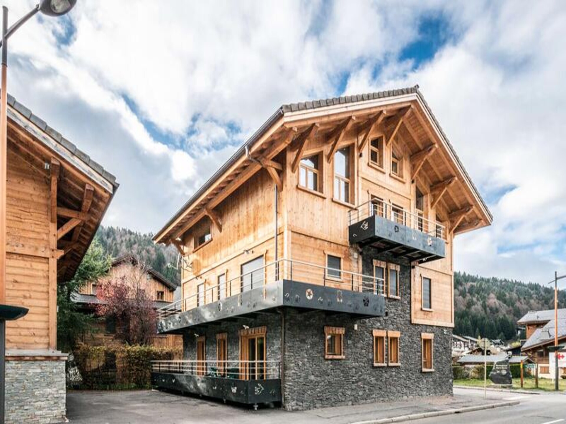 Ruim duplexappartement voor 11 personen in het hart van Morzine, vlakbij de skilift - foto 21