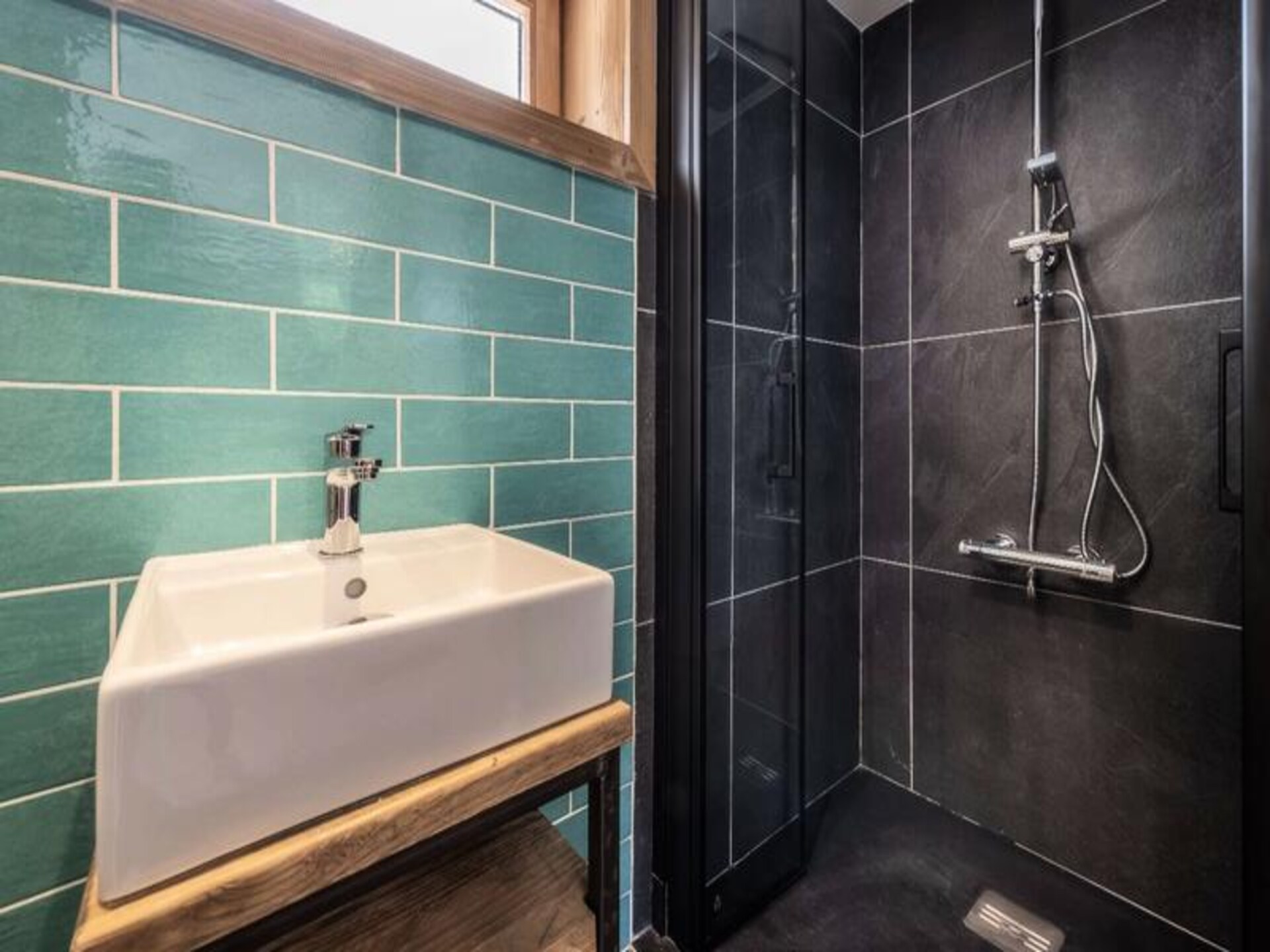 Chalet Roji: Ruim 130m² chalet met jacuzzi en uitzicht, 5 min van Morzine centrum - foto 4
