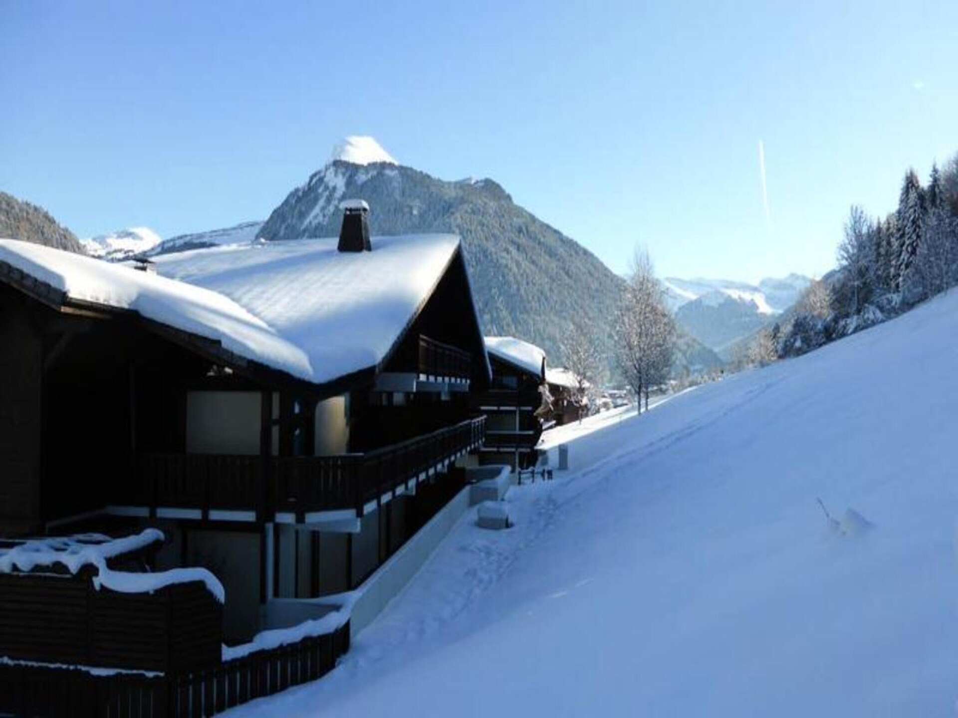 Appartement aan de piste in Morzine met groot balkon en garage - foto 24