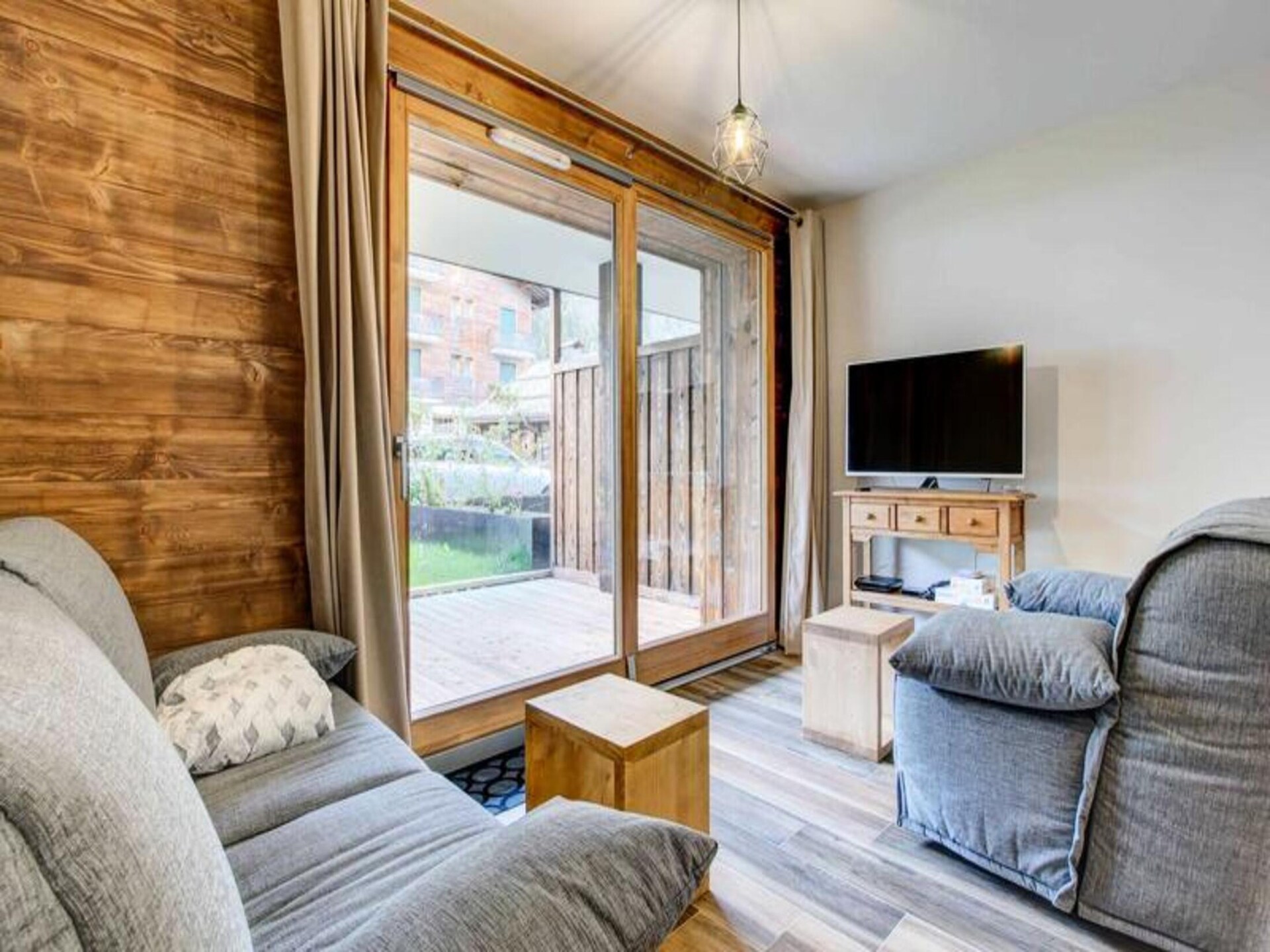 Zonnig appartement op de begane grond met tuin, vlakbij het centrum van Morzine - foto 9