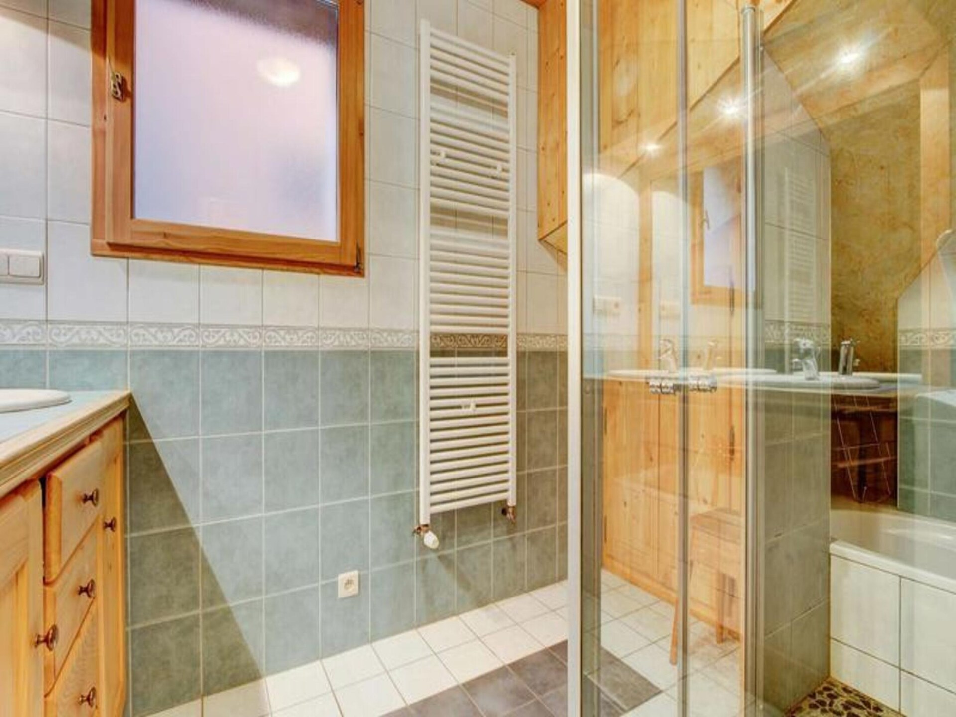 Chaletappartement in Morzine, 400m van piste Pléney, 6 pers. - foto 18