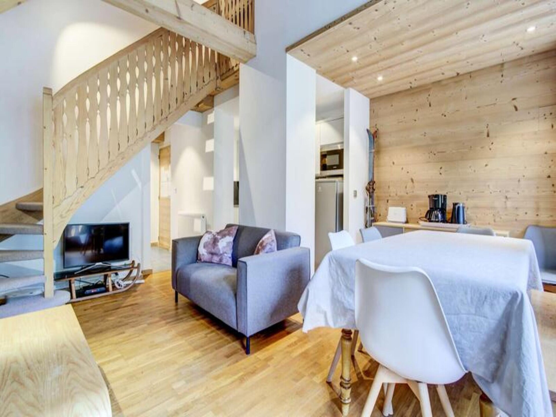Modern 4-kamerappartement in hartje Morzine met skibus op 20 meter - foto 20