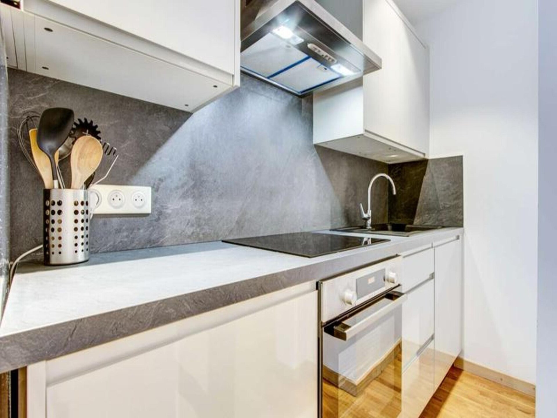 Modern 4-kamerappartement in hartje Morzine met skibus op 20 meter - foto 15