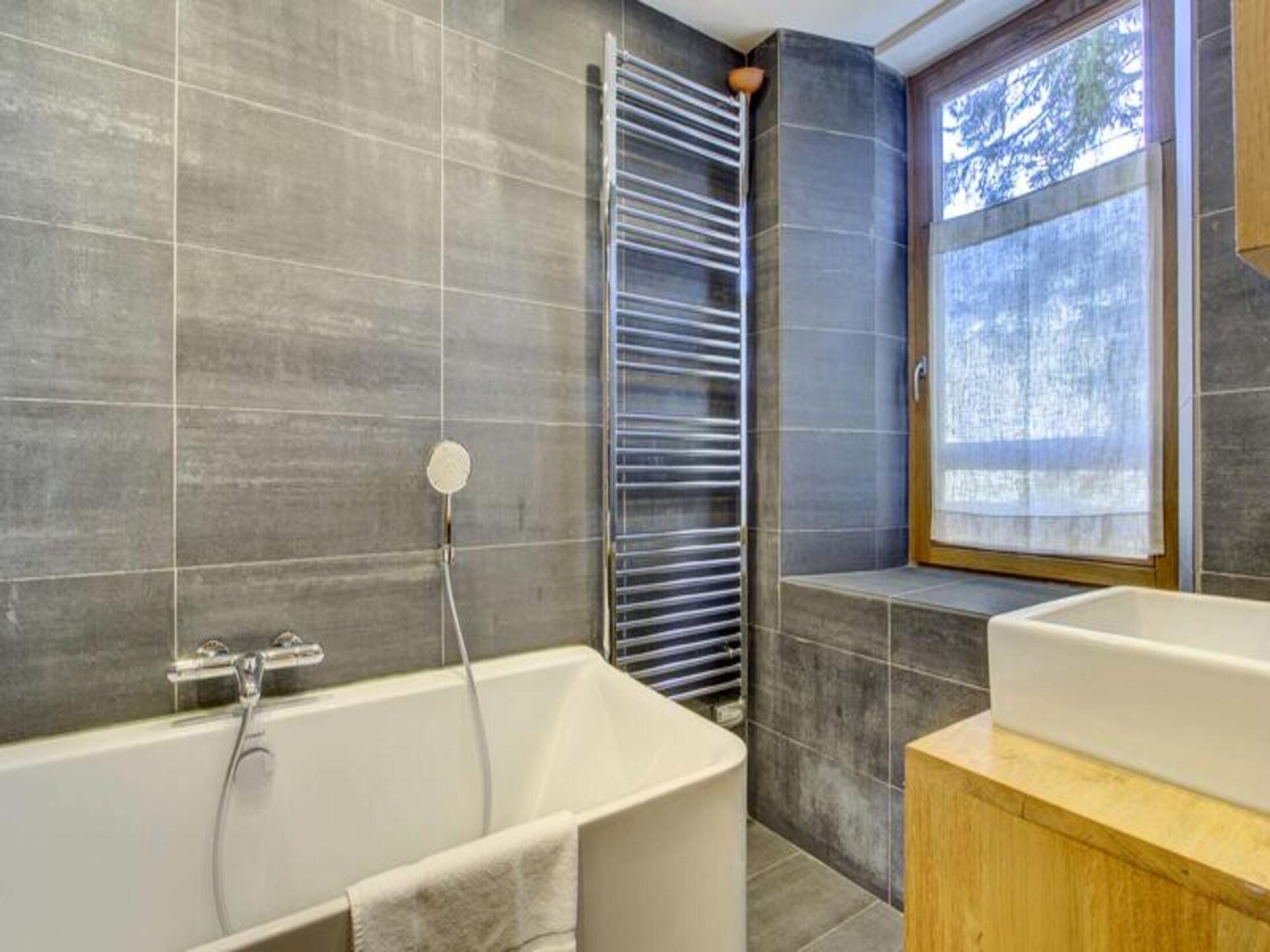 Stijlvol 4-sterrenappartement met groot terras, vlakbij de skilift in Morzine - foto 19