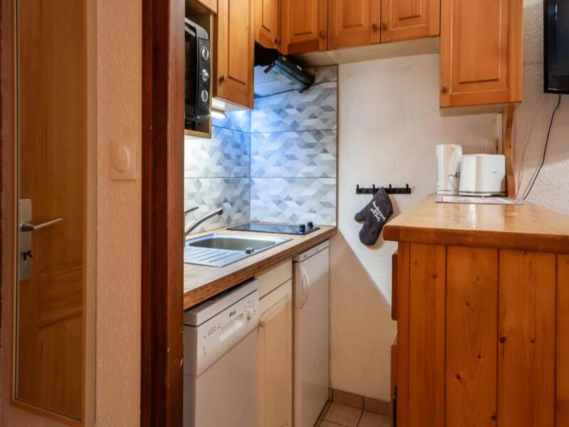 Gerenoveerde studio in Morzine, vlakbij de pistes en het centrum - foto 11