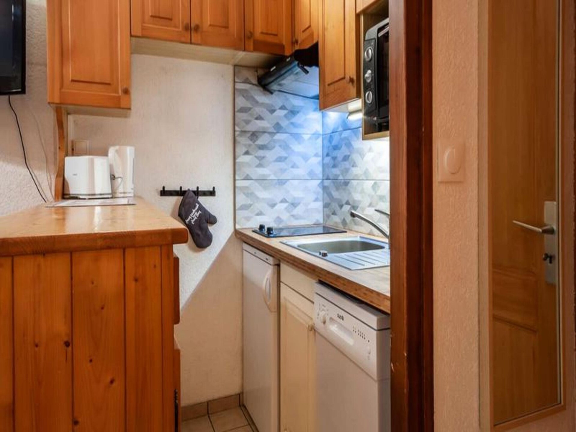 Gerenoveerde studio in Morzine, vlakbij de pistes en het centrum - foto 13