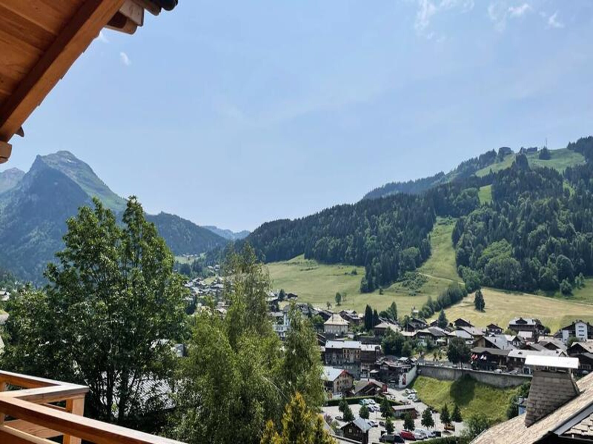 Ruim 4-slaapkamer appartement in Morzine met uitzicht op de Pleney pistes - foto 14