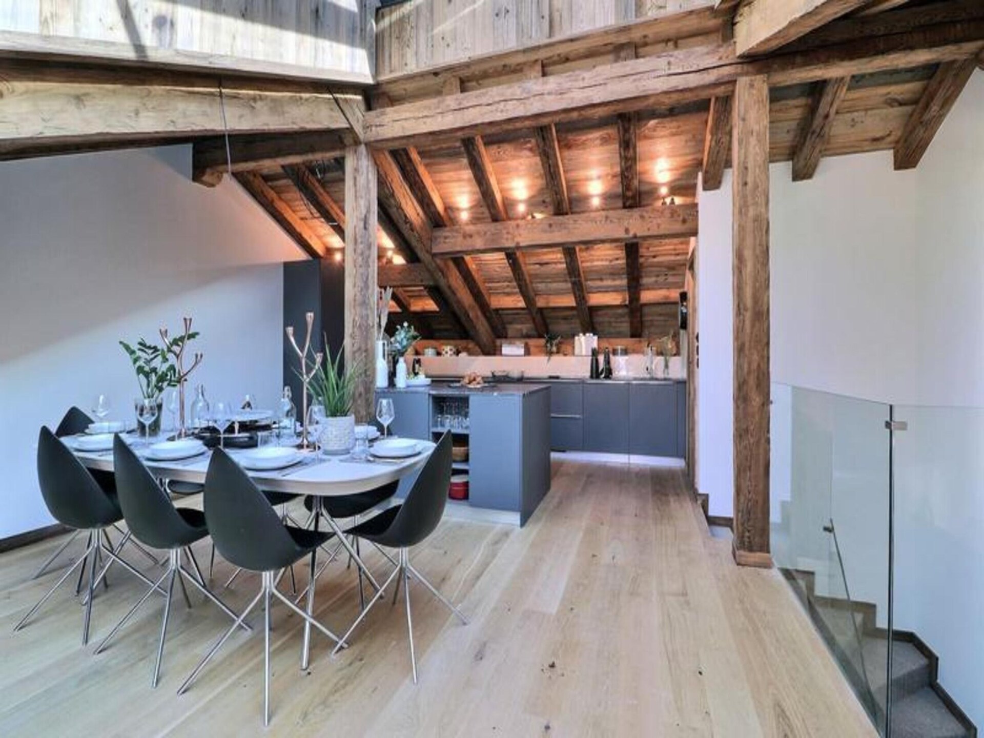 Ruim triplex appartement met jacuzzi in het hart van Morzine - foto 17