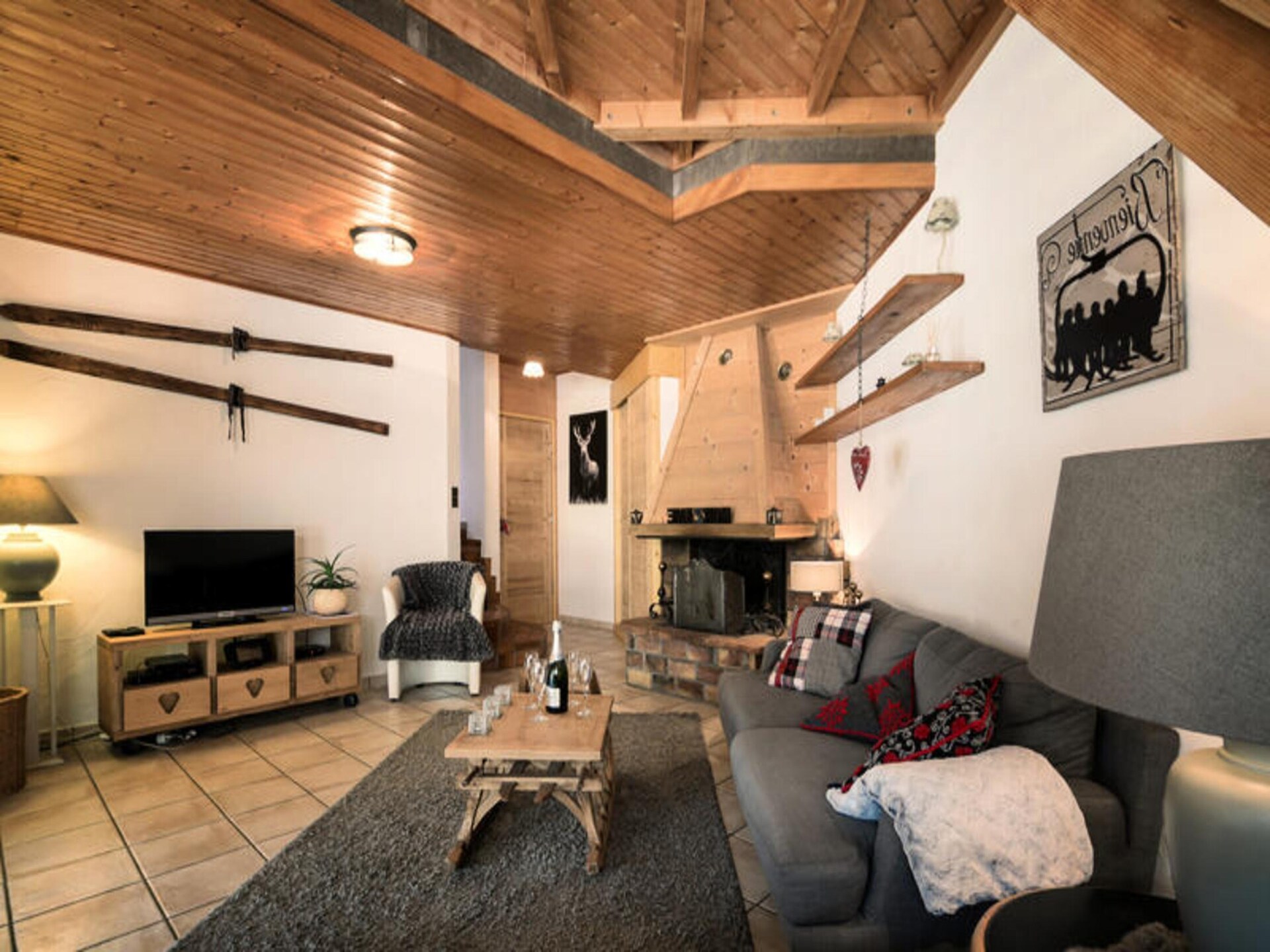 Résidence Morzna: ruim 6-persoonsappartement in hartje Morzine met open haard - foto 11