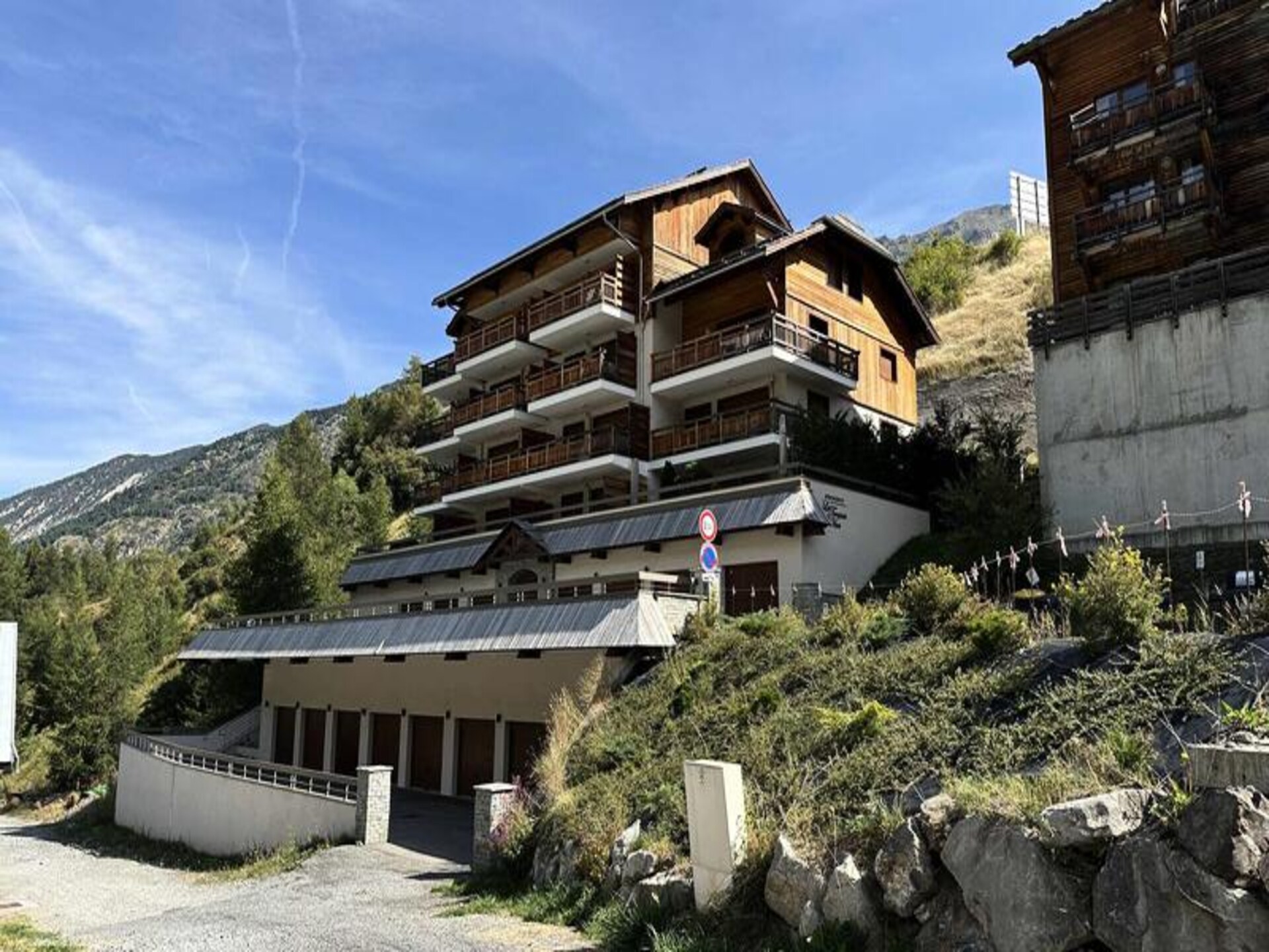 Appartement 8p aan voet pistes Sainte-Marie met terras en prachtig uitzicht - foto 3