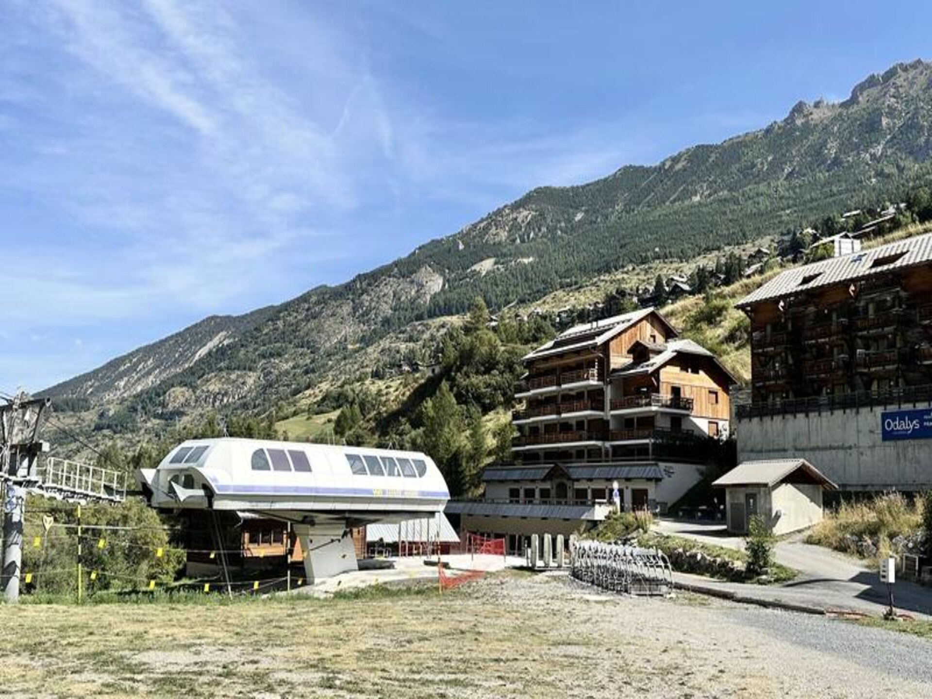 Appartement 8p aan voet pistes Sainte-Marie met terras en prachtig uitzicht - foto 5