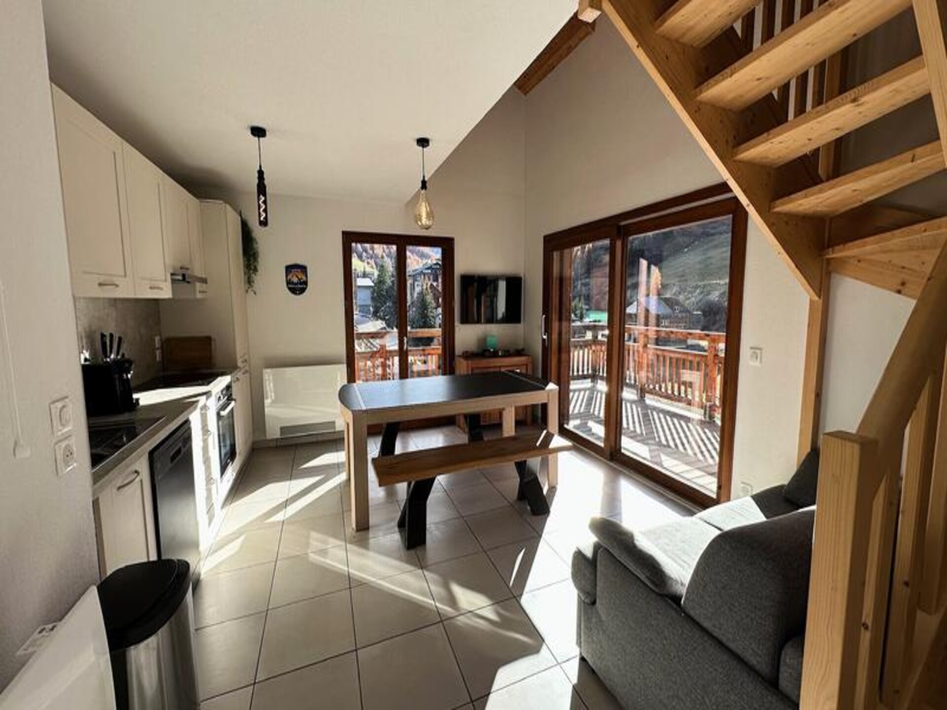 Appartement 8p aan voet pistes Sainte-Marie met terras en prachtig uitzicht - foto 13