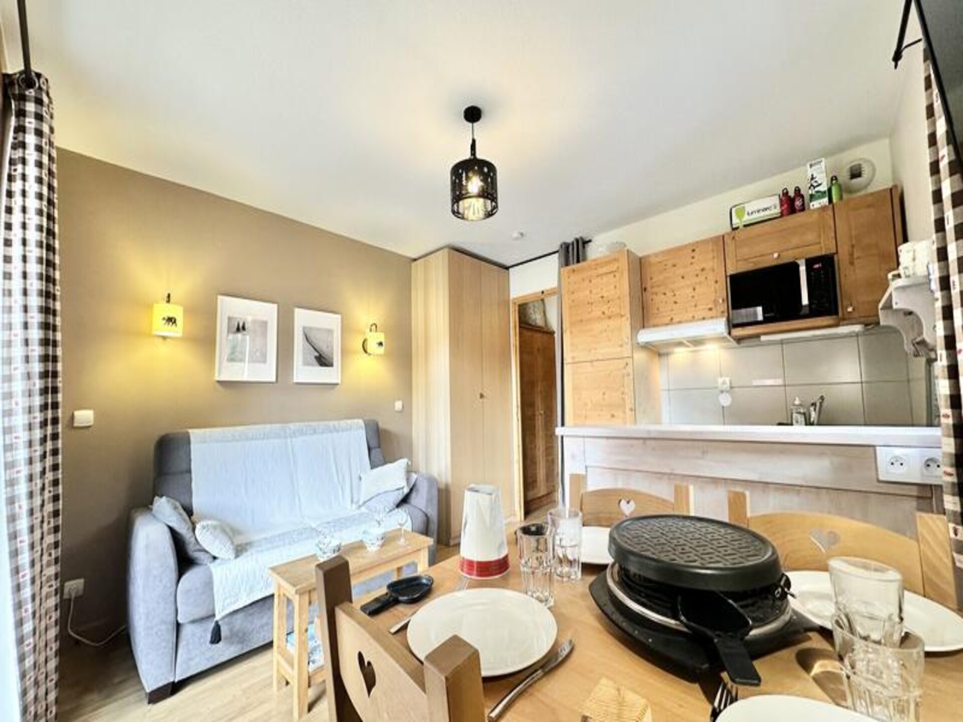 Hoekappartement met balkon en zwembad, vlakbij de pistes in Vars - foto 9