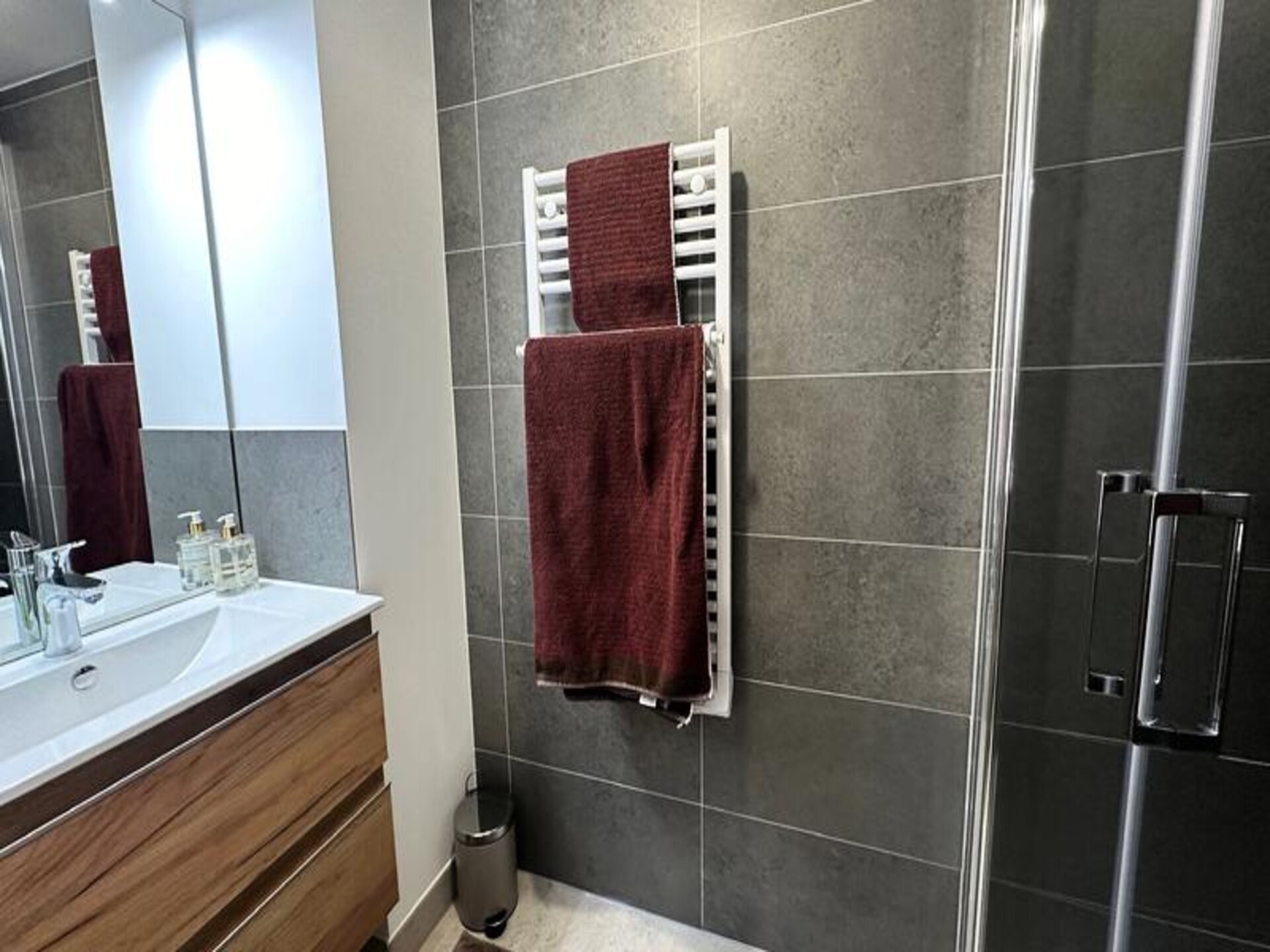 Ruim appartement voor 8 personen in Vars, vlakbij de piste met privé spa & sauna - foto 24