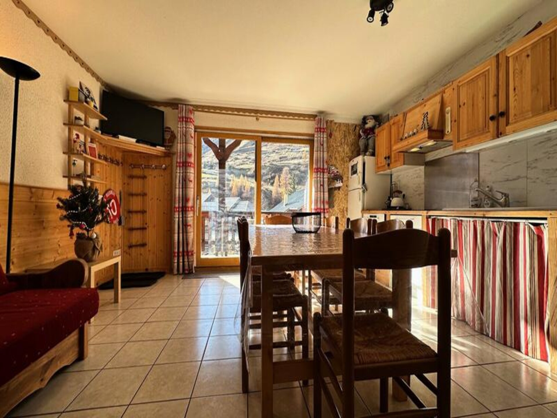 Ruim 10-persoons appartement met bergzicht in Vars Sainte Marie - foto 12