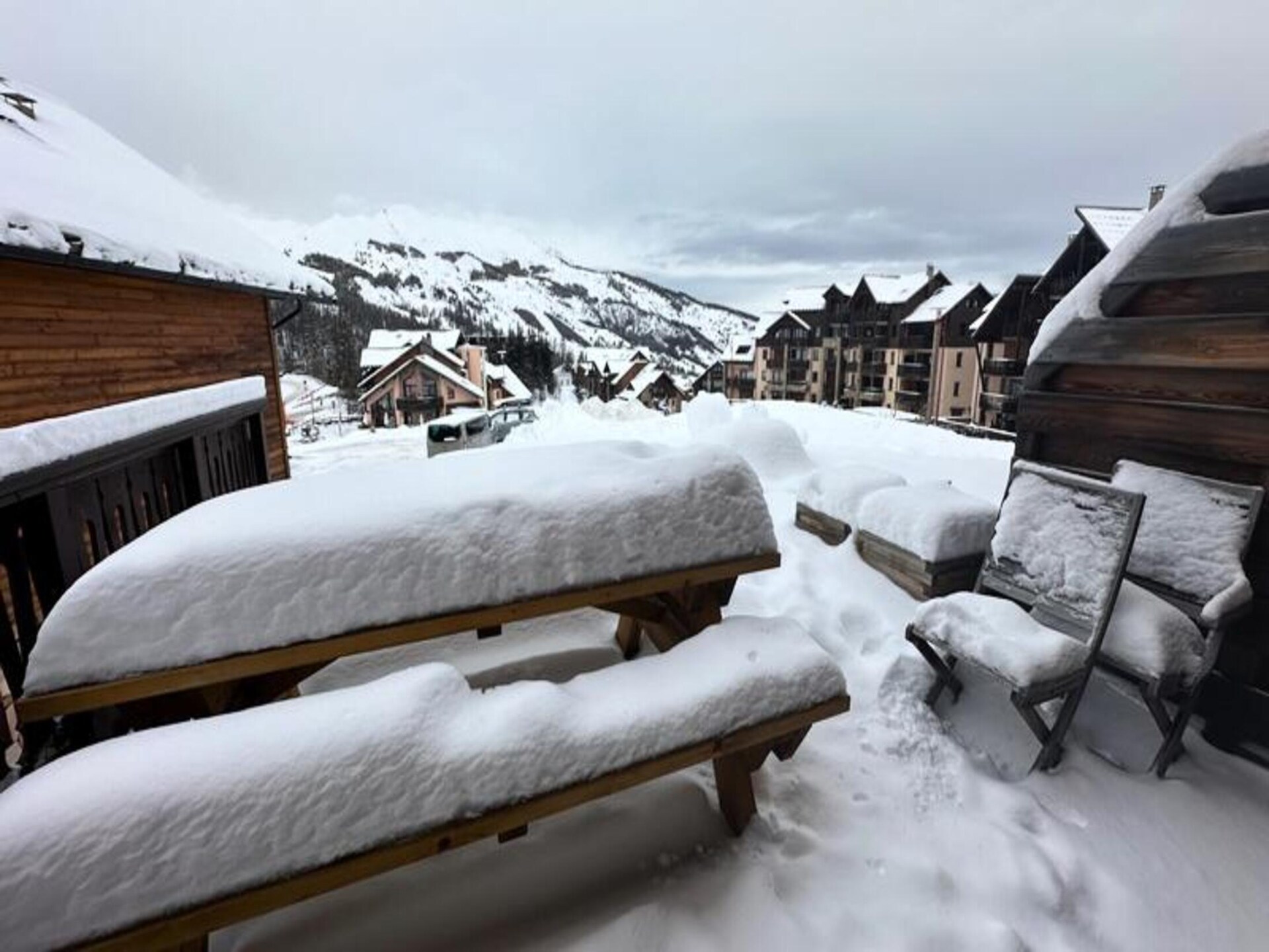 Ruim triplex appartement voor 10 personen direct aan de piste in Vars - foto 11