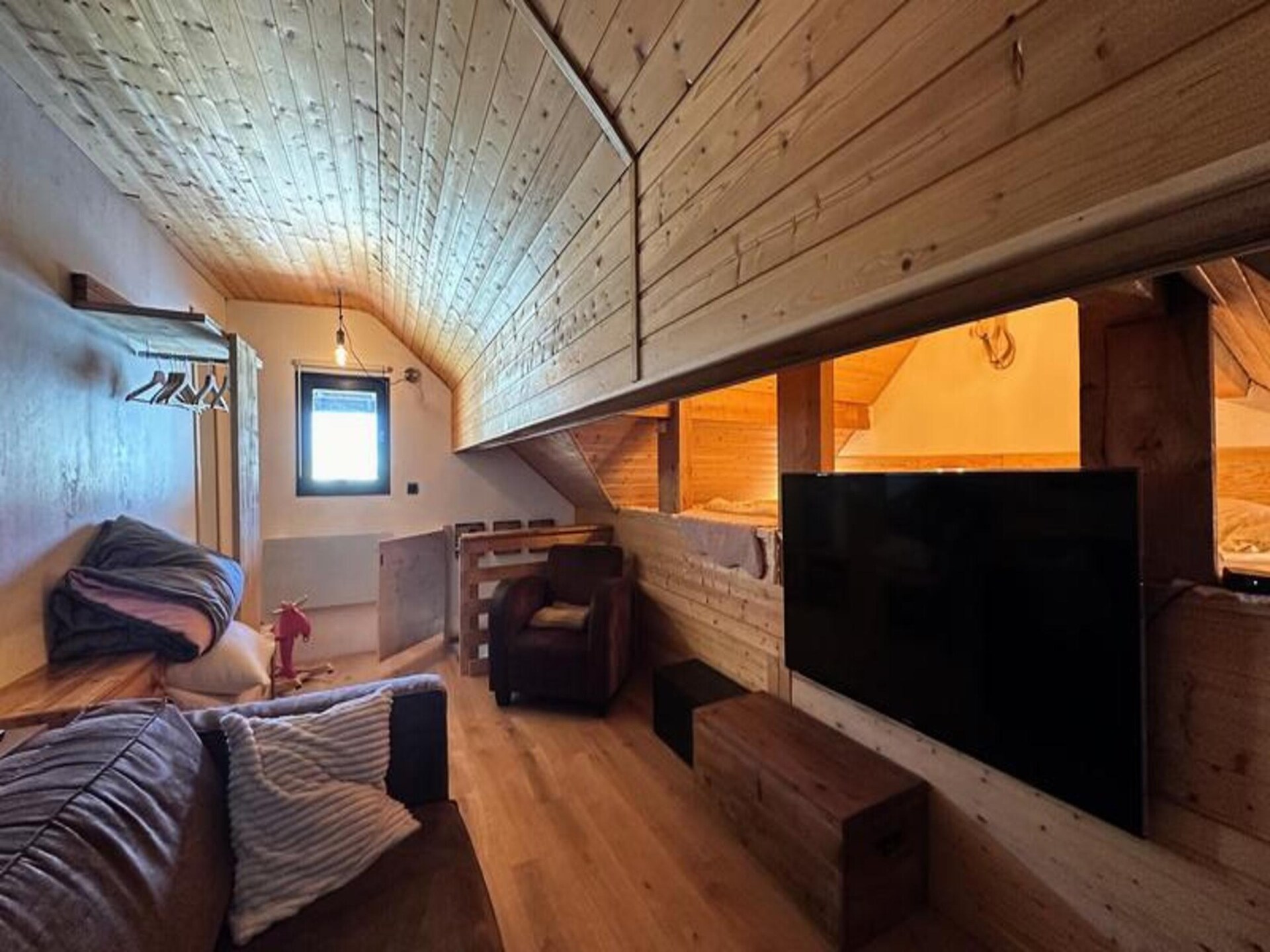 Knus appartement op de bergflank in Vars, vlakbij bakker en skibus - foto 11