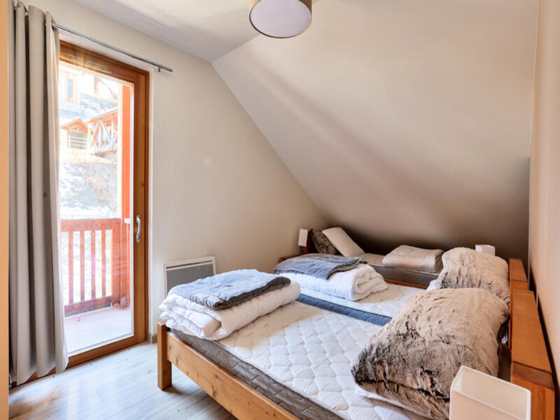 Résidence Le Chalet des Rennes – 7-persoons appartement direct aan de piste - foto 16