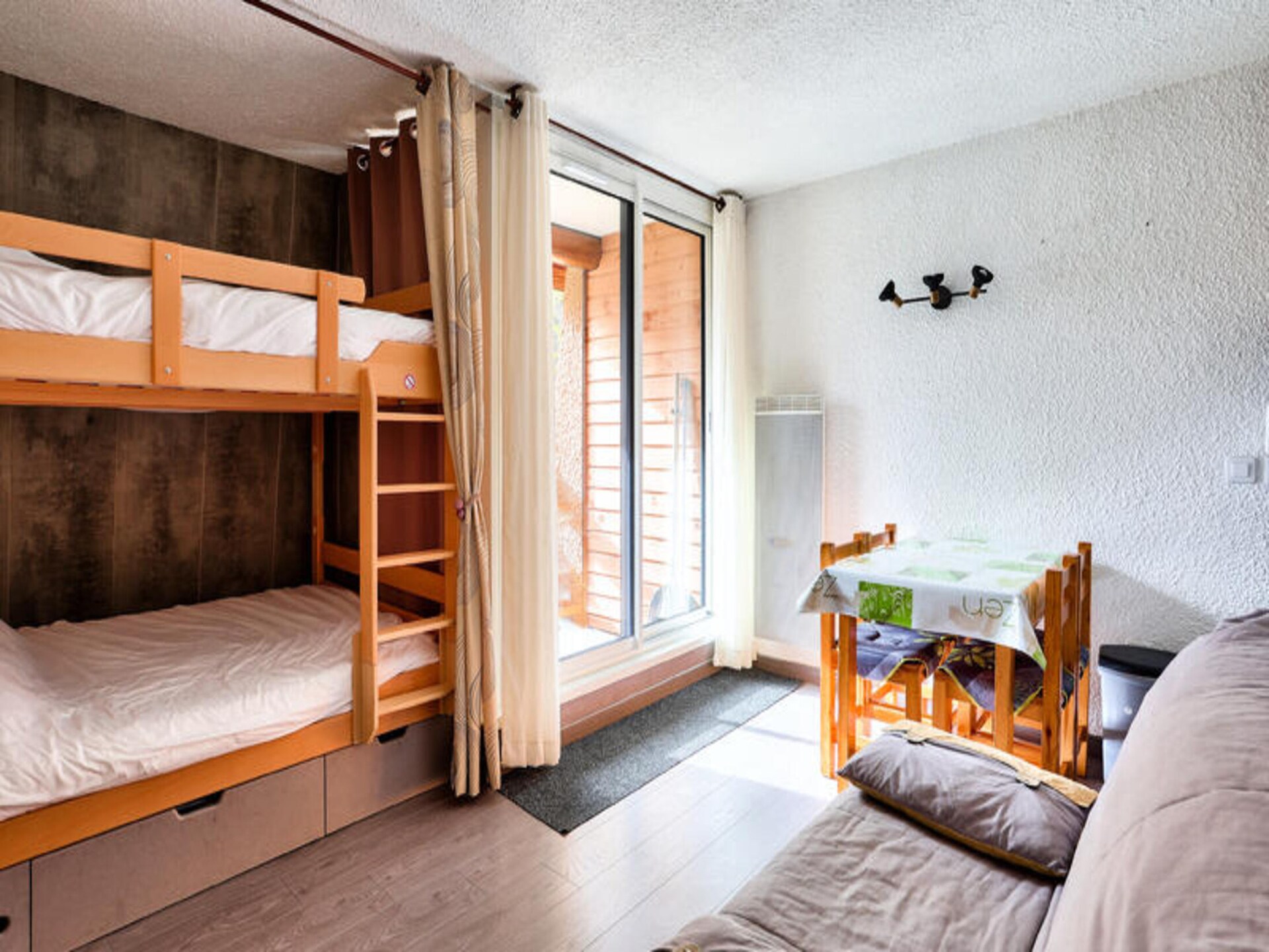 Compact appartement aan de voet van de pistes in Vars met zonnig balkon - foto 15