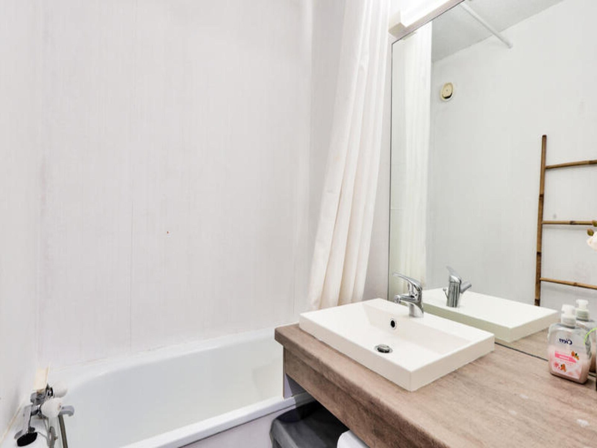 Appartement 4 personen direct aan de piste in Vars - foto 4