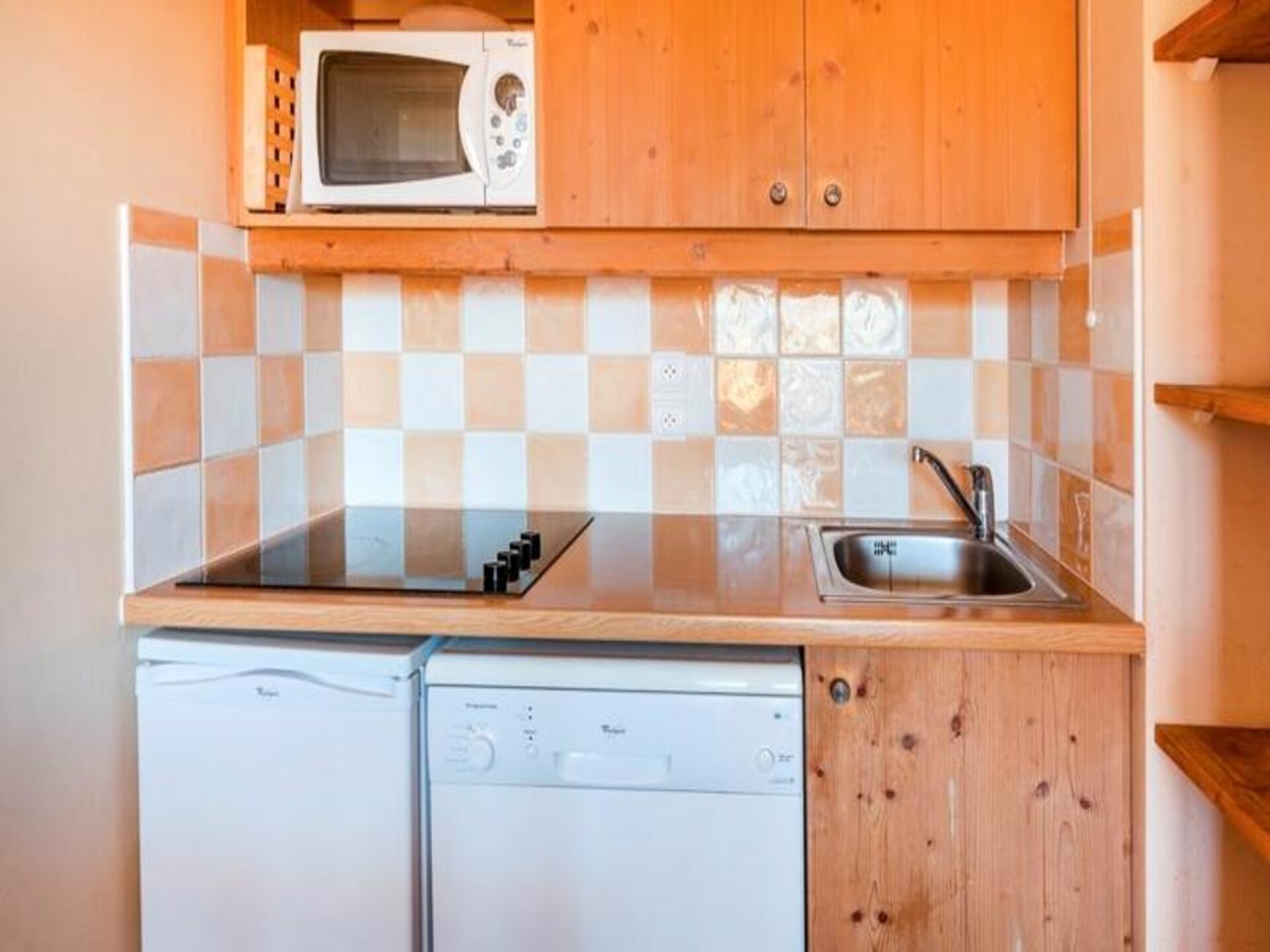 Knus appartement voor 5 in Vars met balkon en toegang tot zwembad - foto 10