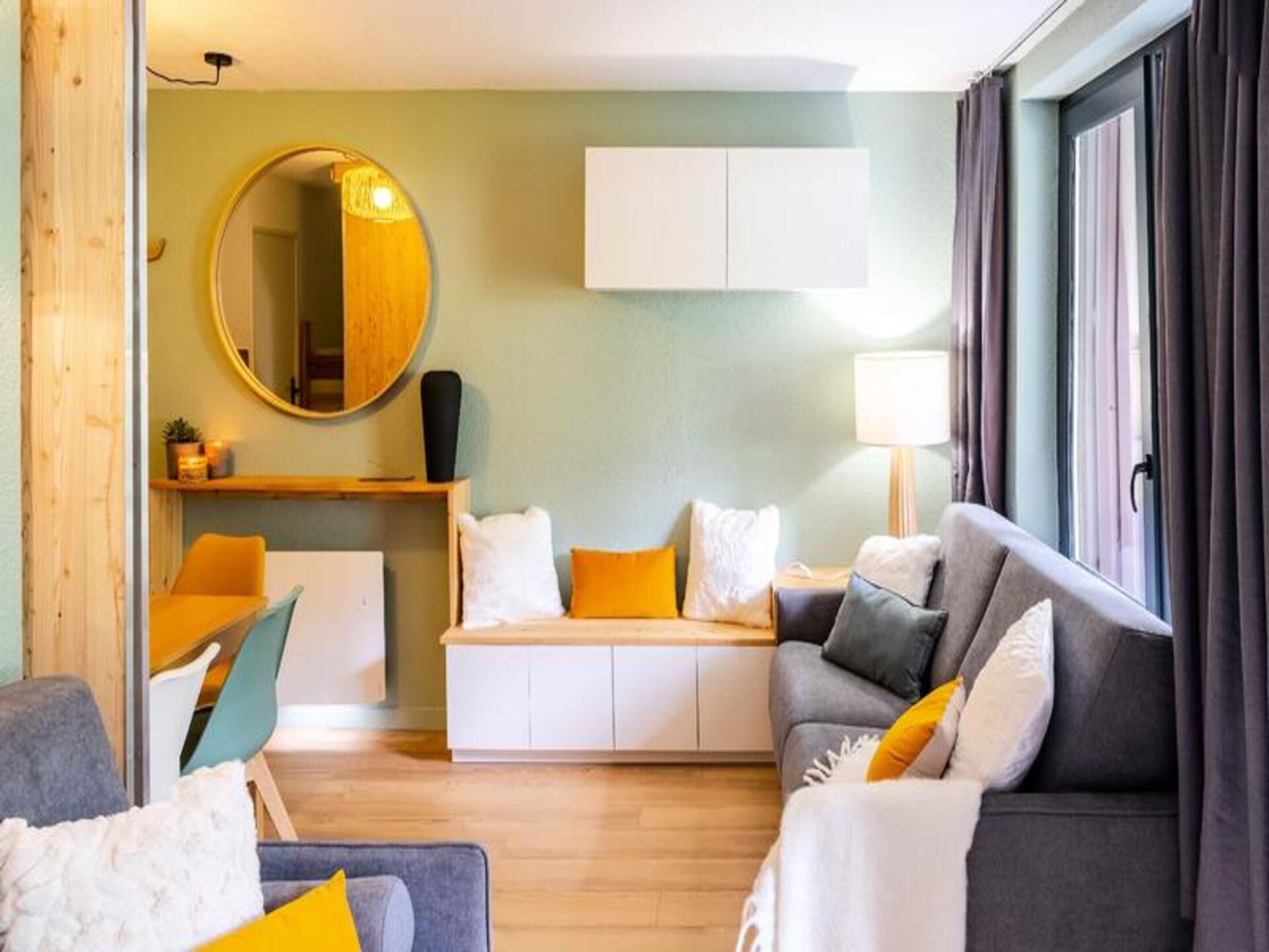 Licht appartement voor 6 in Vars, met balkon en uitzicht, vlakbij de piste - foto 12