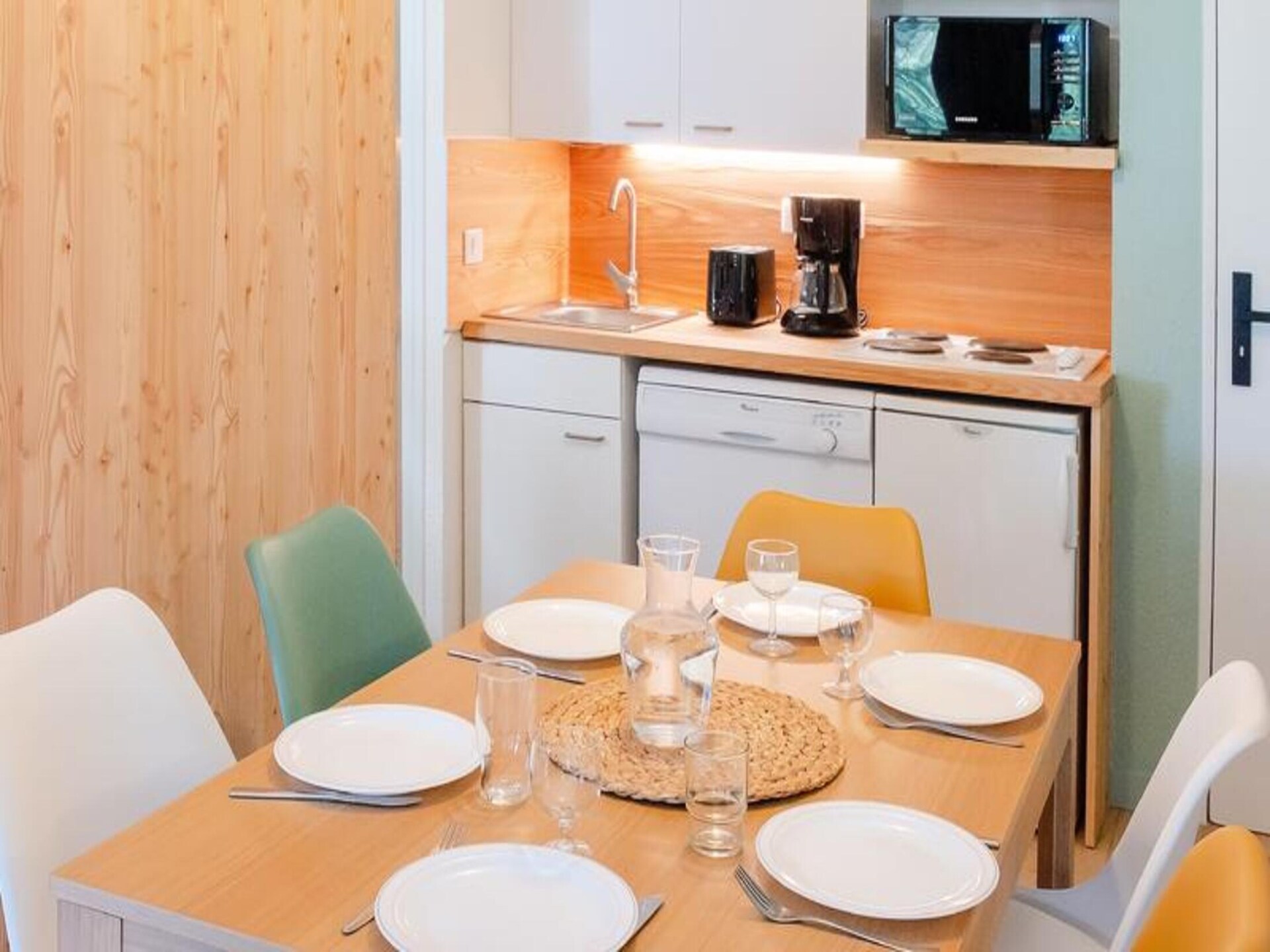 Licht appartement voor 6 in Vars, met balkon en uitzicht, vlakbij de piste - foto 20