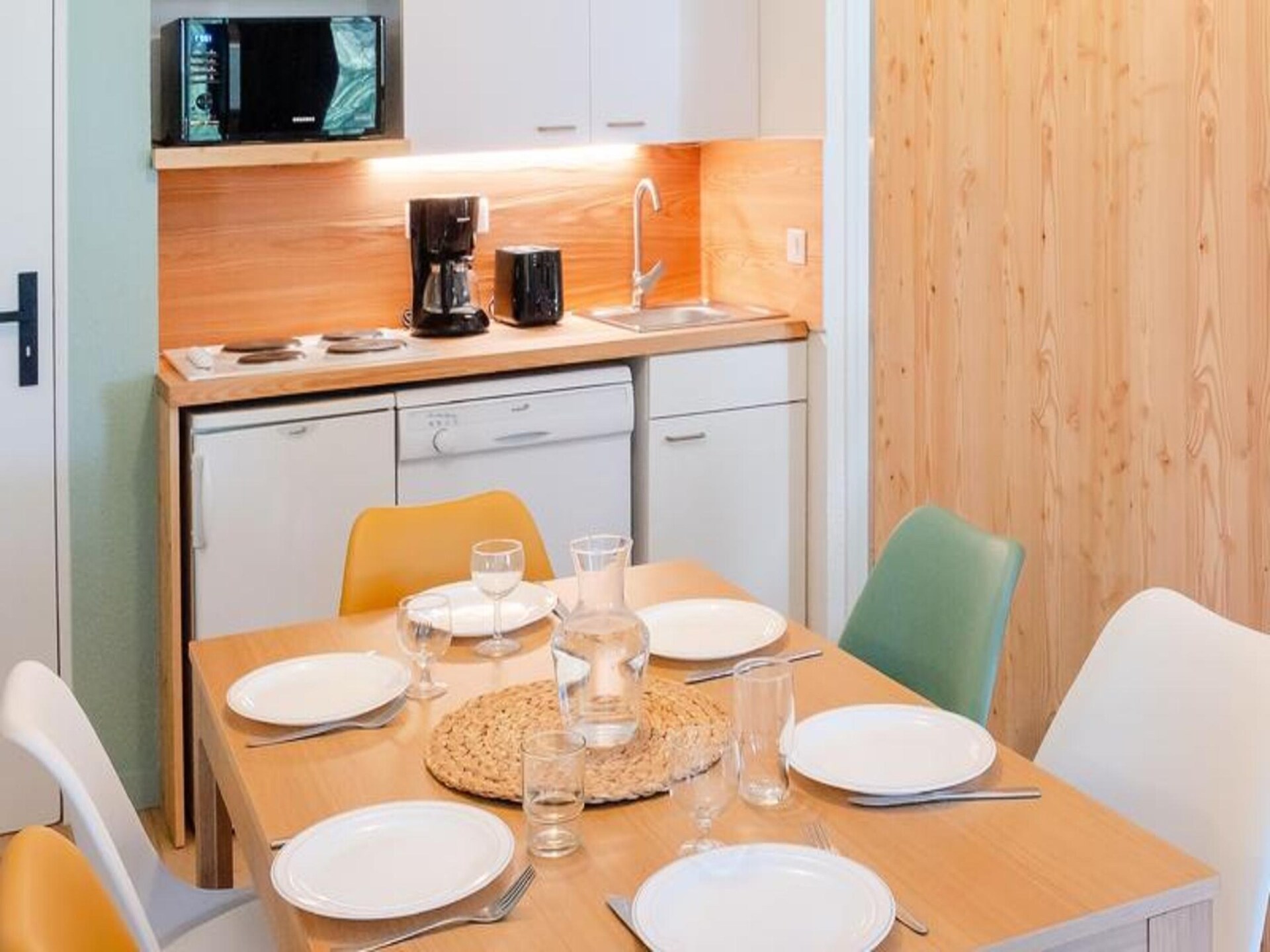 Licht appartement voor 6 in Vars, met balkon en uitzicht, vlakbij de piste - foto 24