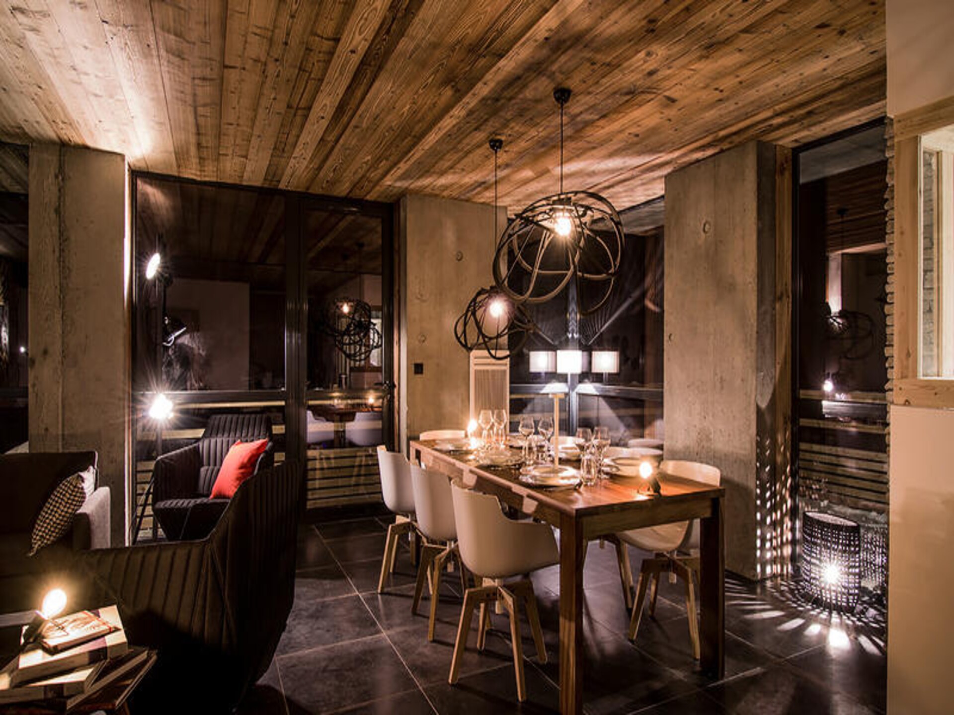 Chalet Nevalhaia in Vars: 240m² luxe met privéspa, sauna en 5 slaapkamers - foto 7
