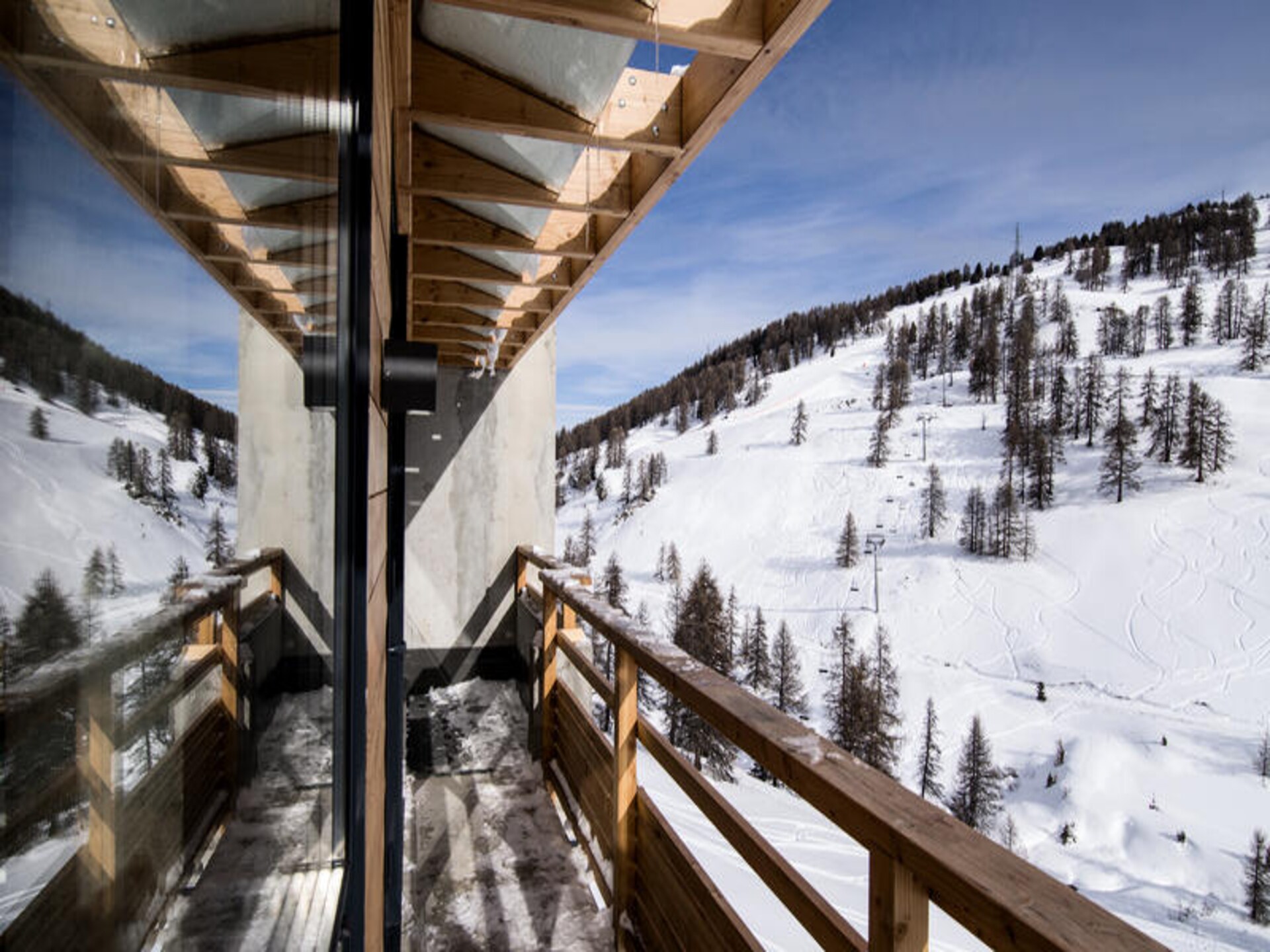 Chalet Nevalhaia in Vars: 240m² luxe met privéspa, sauna en 5 slaapkamers - foto 12