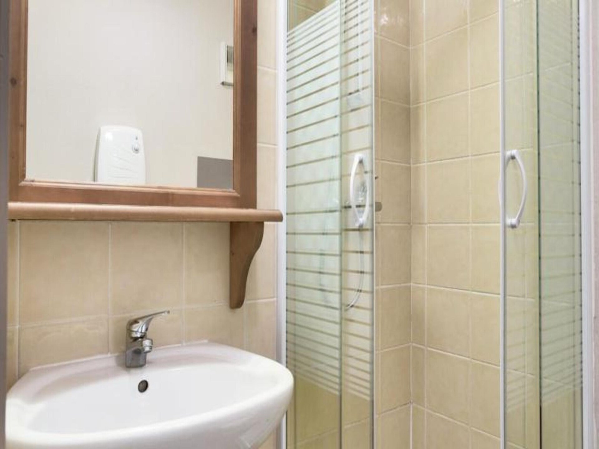 Authentiek appartement op 3 minuten van de piste met zuidbalkon - foto 24