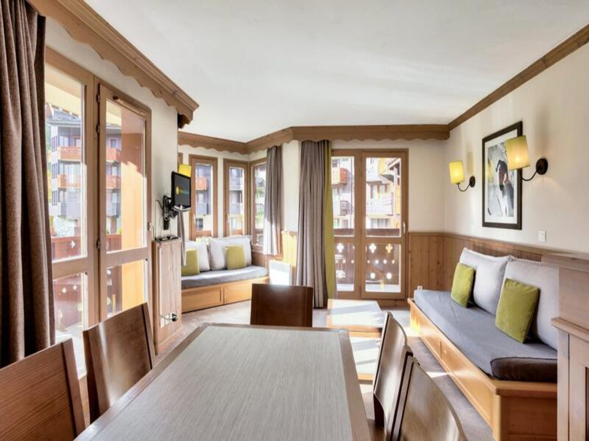 Authentiek appartement op 3 minuten van de piste met zuidbalkon - foto 9
