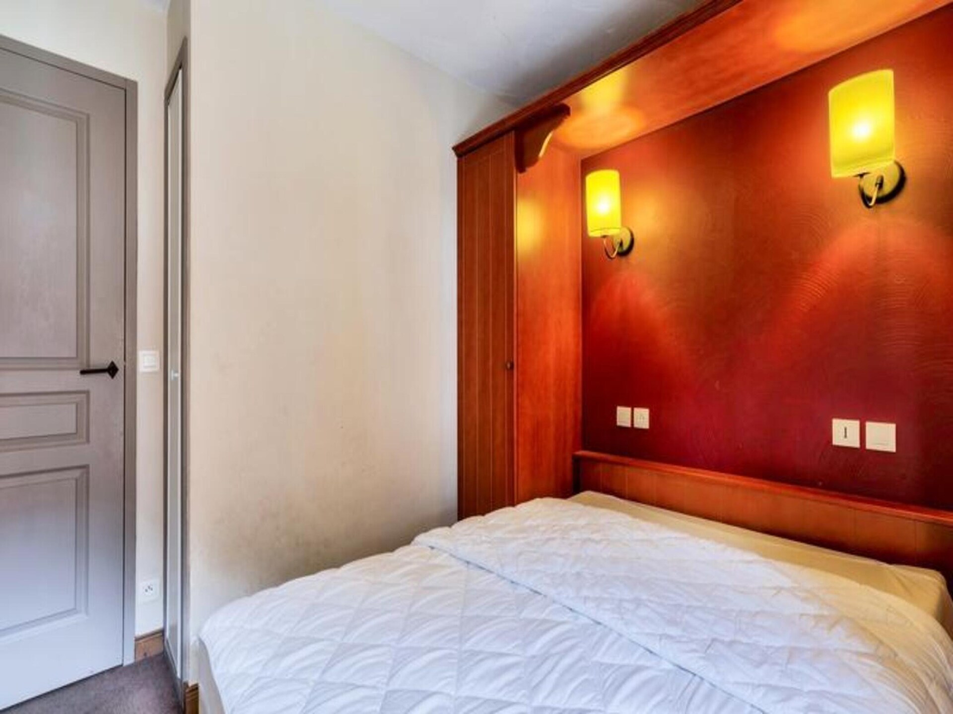 Authentiek appartement op 3 minuten van de piste met zuidbalkon - foto 7