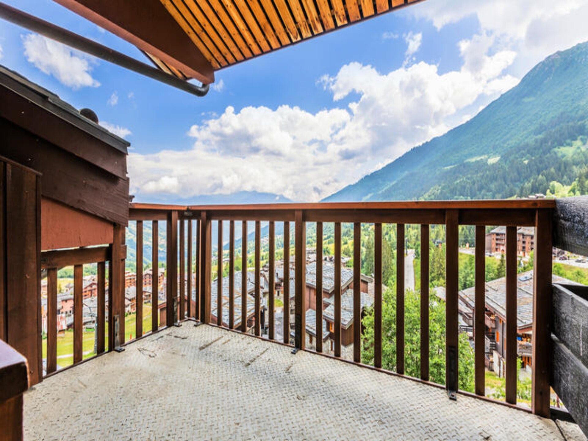 Authentiek Savoyaards appartement met balkon en dalzicht nabij de piste - foto 7