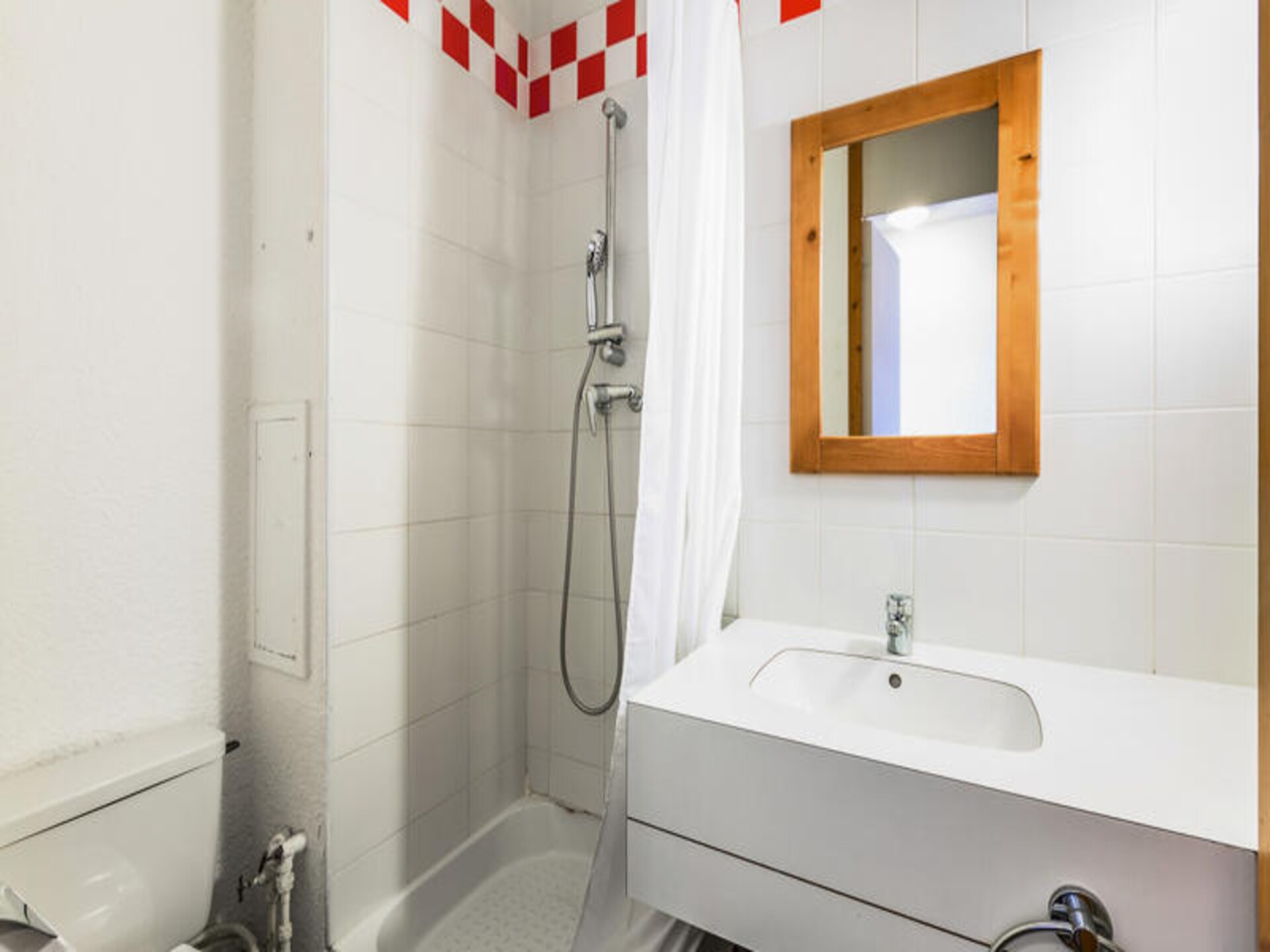 Authentiek Savoyaards appartement met balkon en dalzicht nabij de piste - foto 17