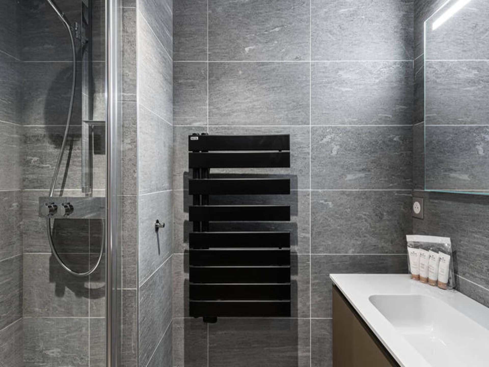 Modern appartement in Megève met zwembad, sauna en hamam - foto 24